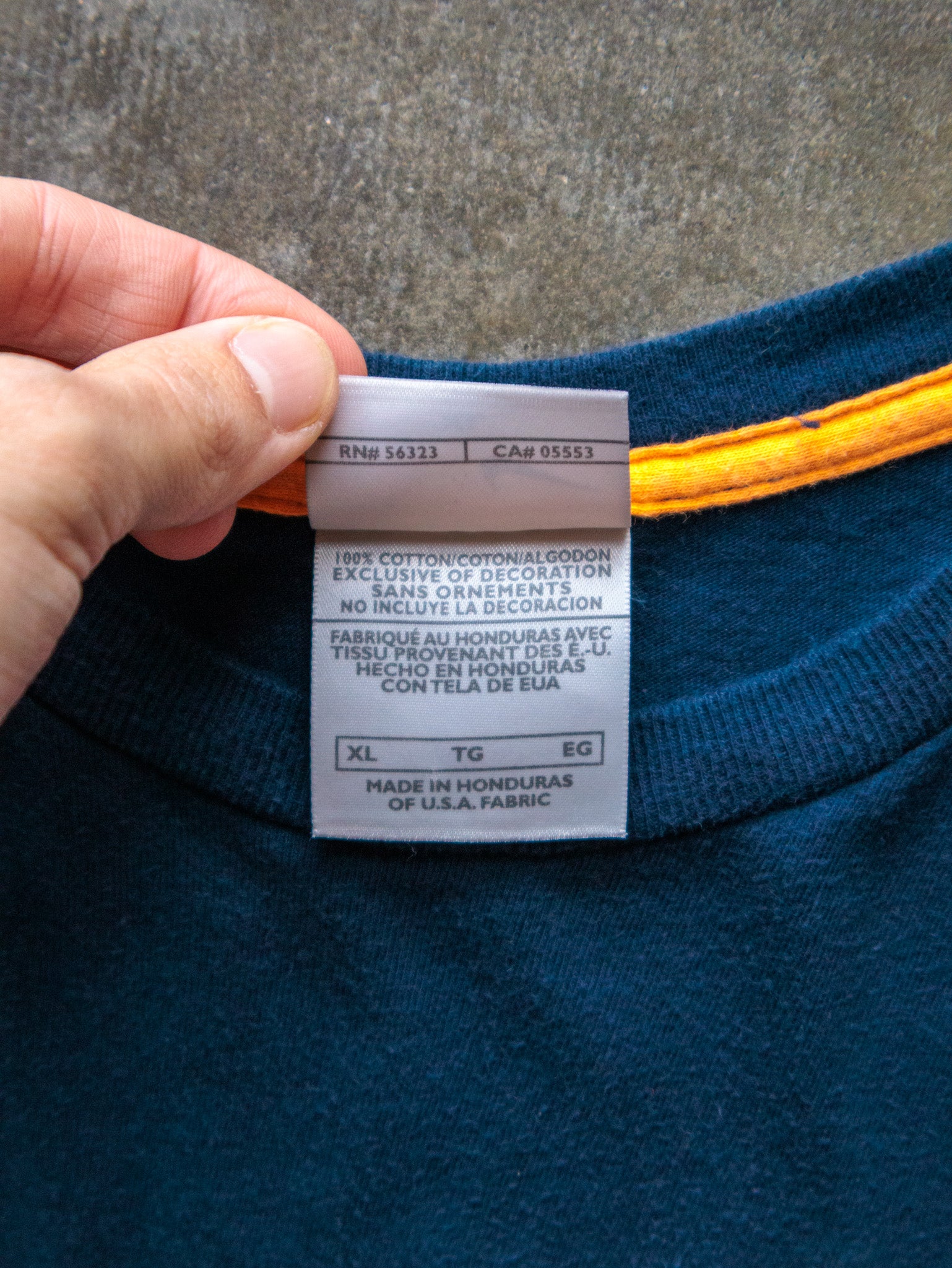 Vintage 00s Navy Nike Tee (XL)