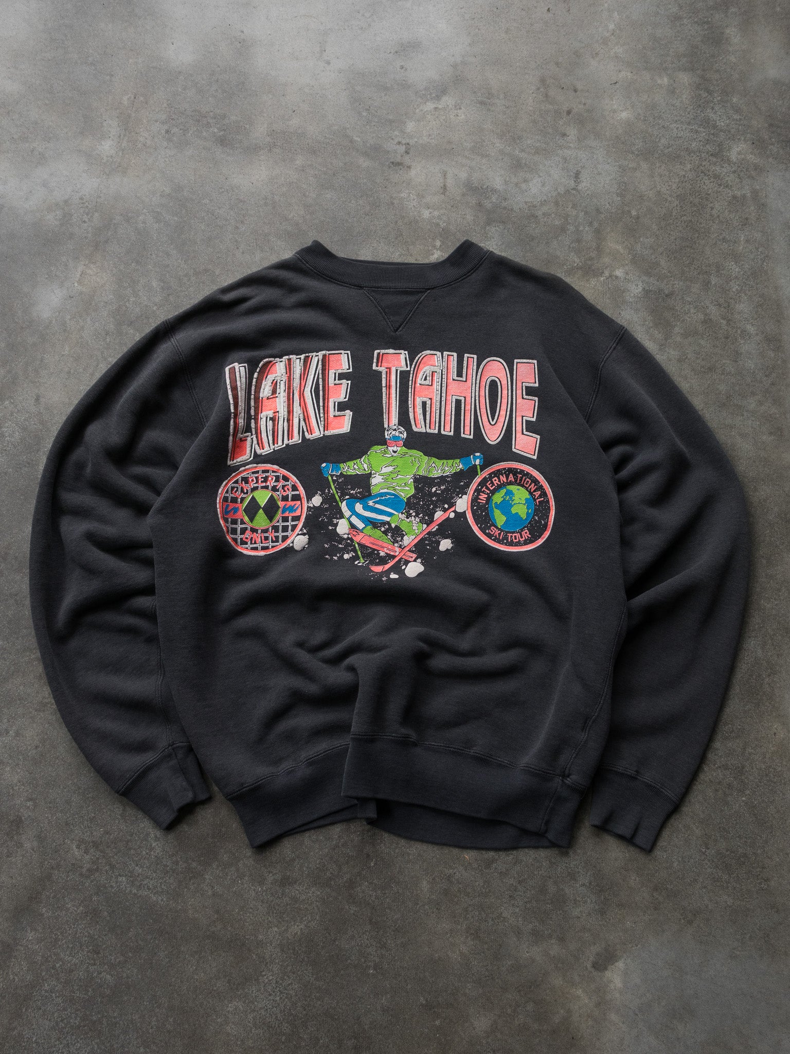 Vintage 00s Black Lake Tahoe Ski Sweatshirt (M)
