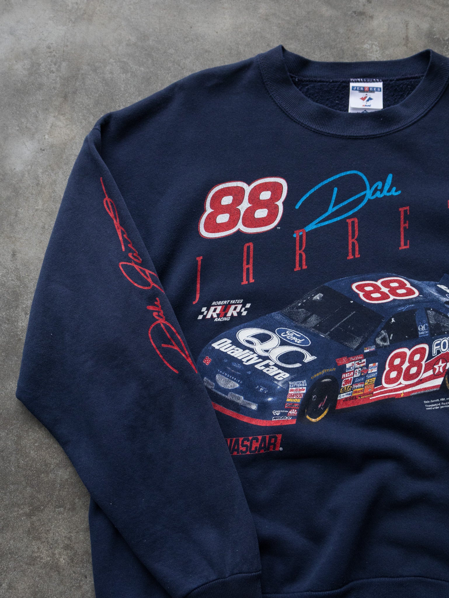 Vintage 90s Navy Dale Jarrett NASCAR Sweatshirt (XL)