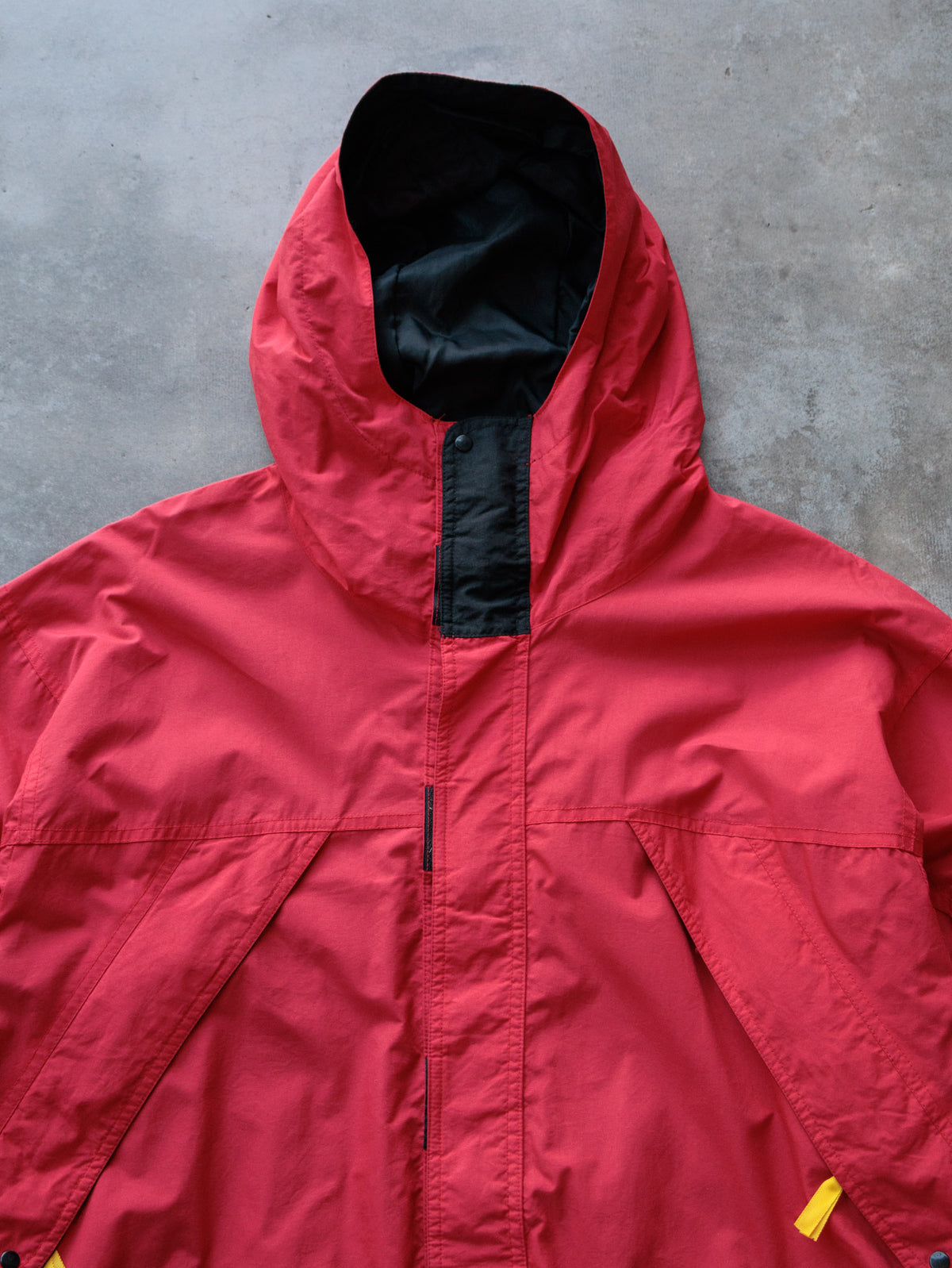 Vintage 90s Red Marlboro Adventure Team Jacket (L)