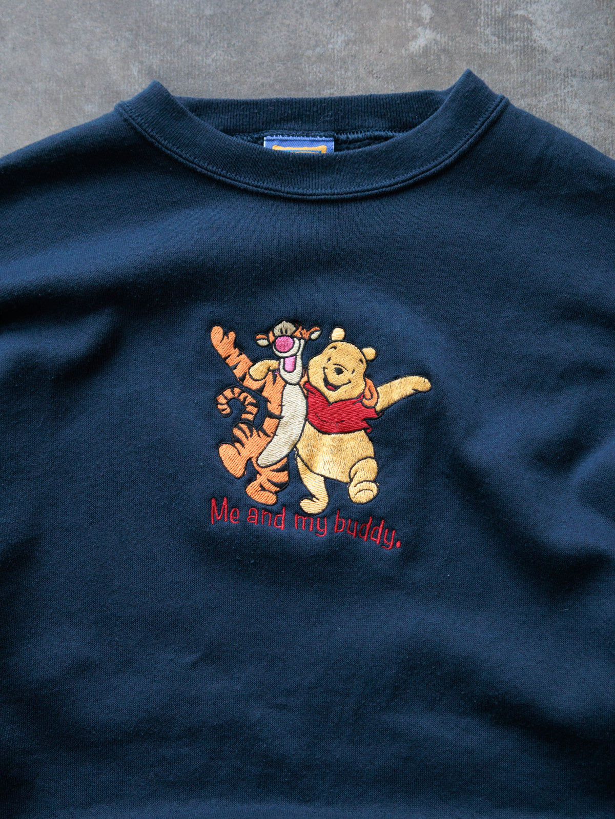 Vintage 90s Navy Disney Winnie the Pooh & Tigger Sweatshirt (L)