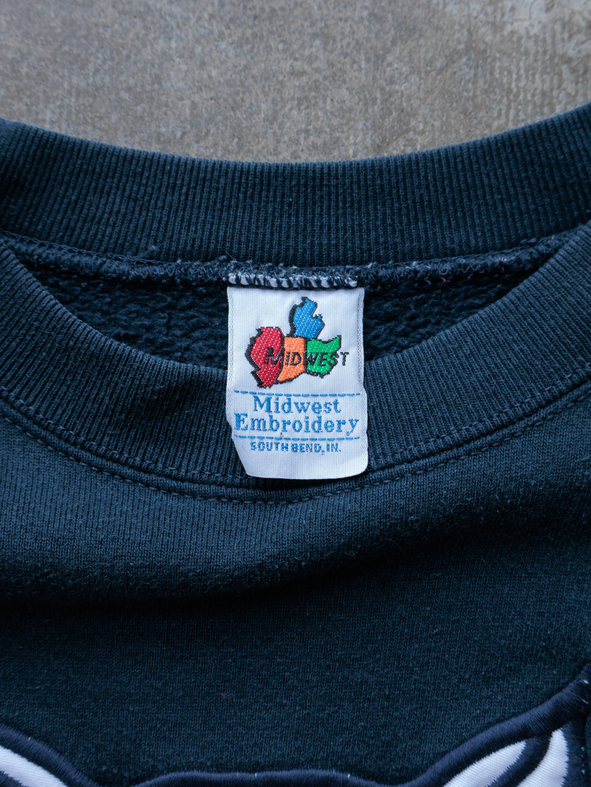 Vintage 90s Navy Arizona Wildcats Colourblock Sweatshirt (XL)