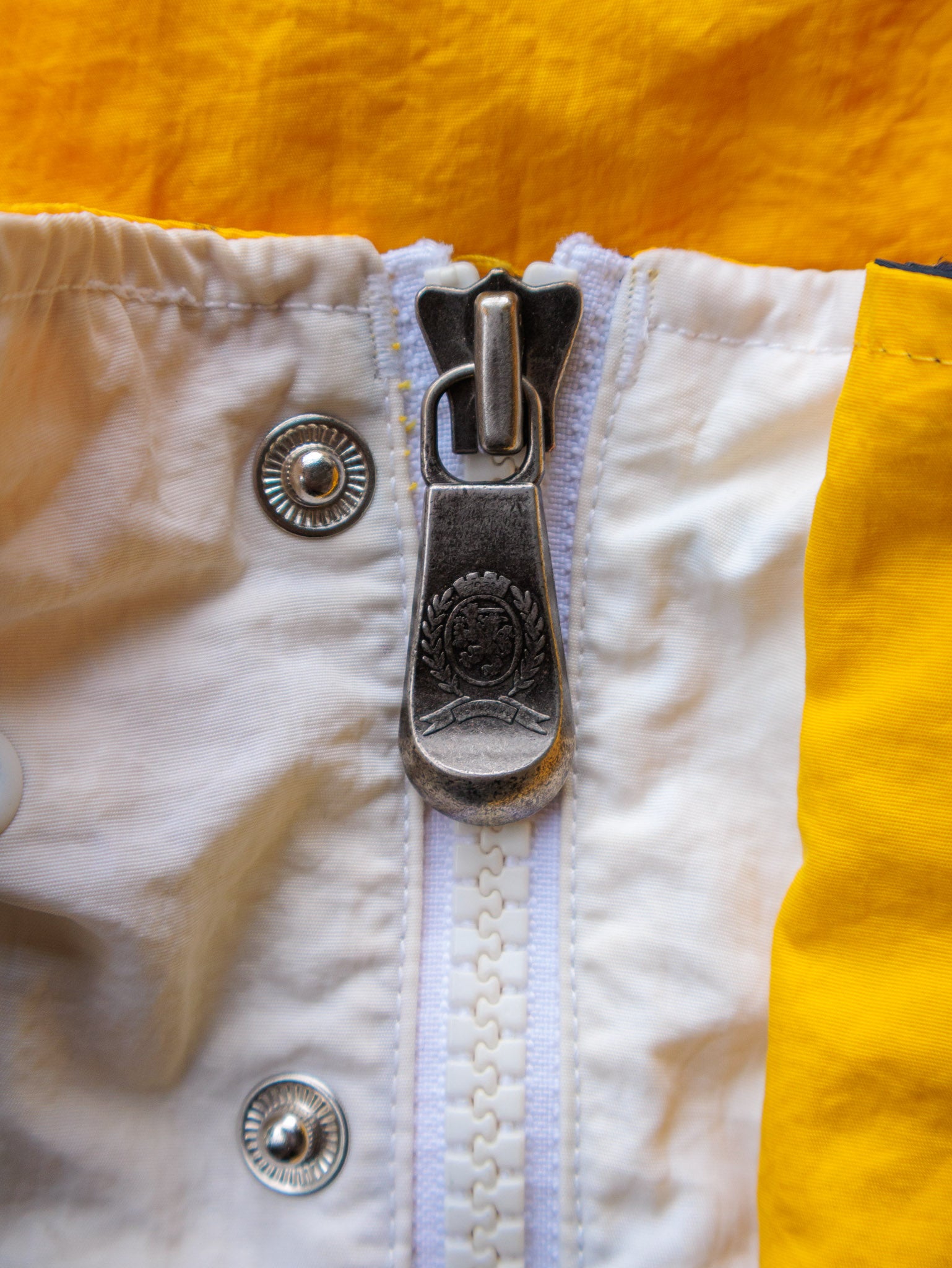 Vintage 90s Navy & Yellow Tommy Hilfiger Sailing Jacket (XL)