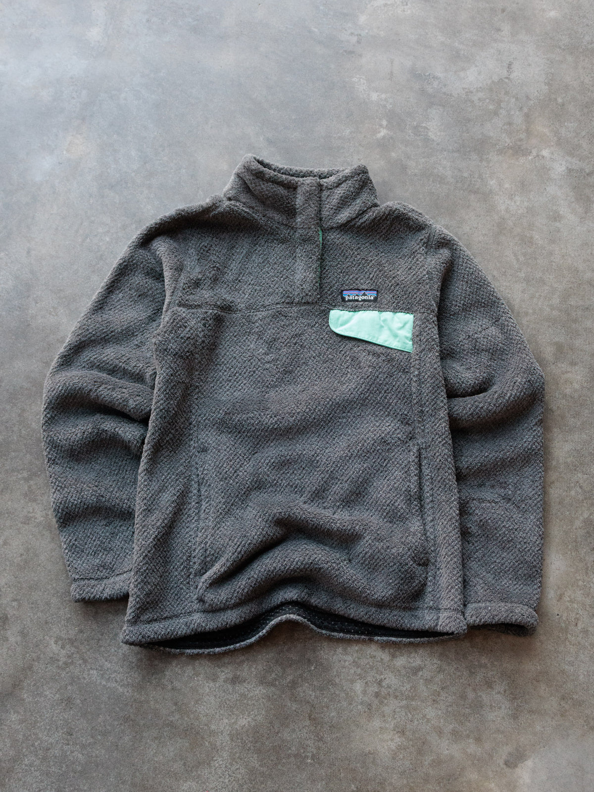 Grey Patagonia Fleece Quarter Zip (XS)