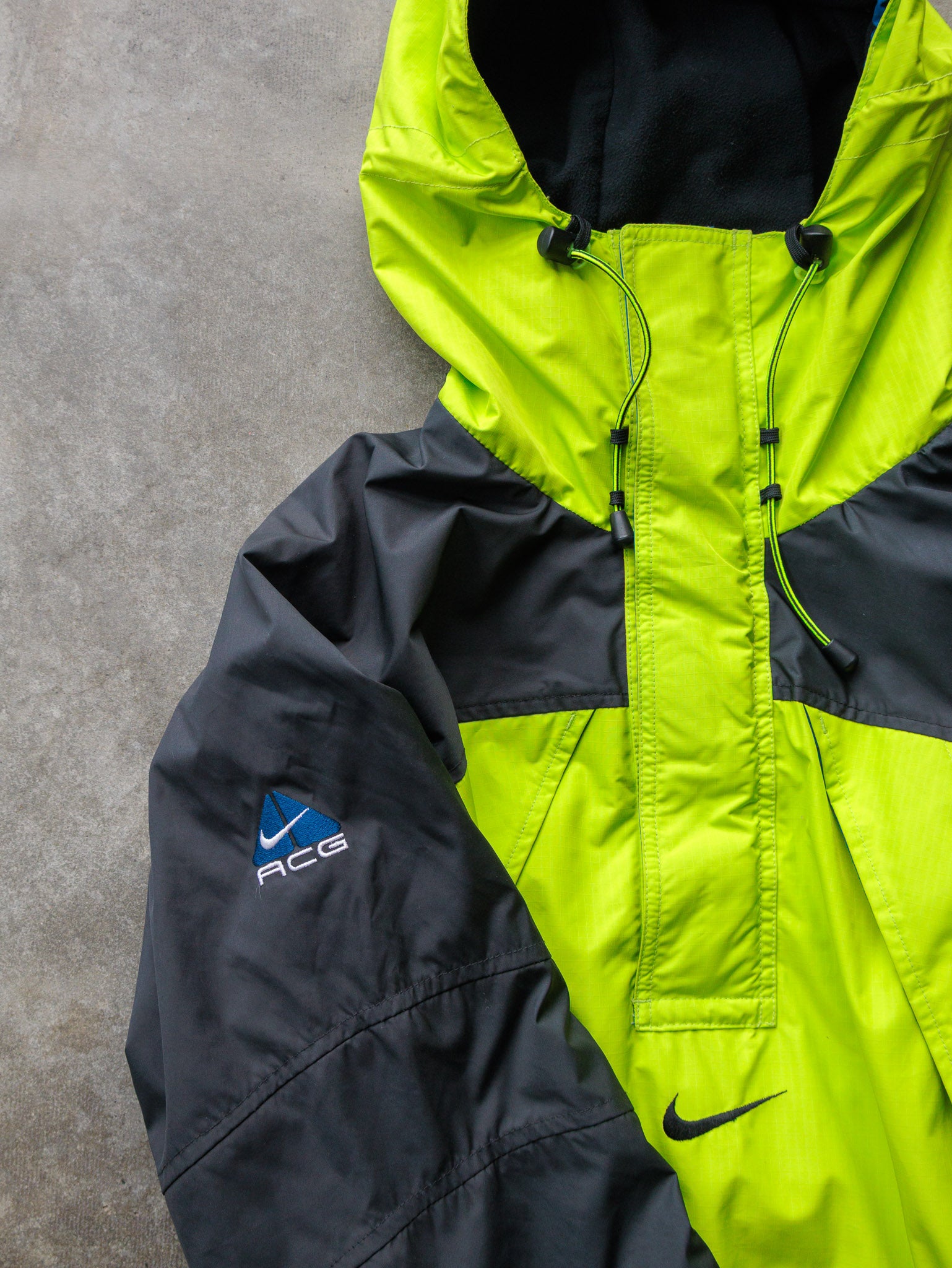 Vintage 00s Grey & Lime Nike ACG Clima-FIT Hooded Anorak Jacket (L)