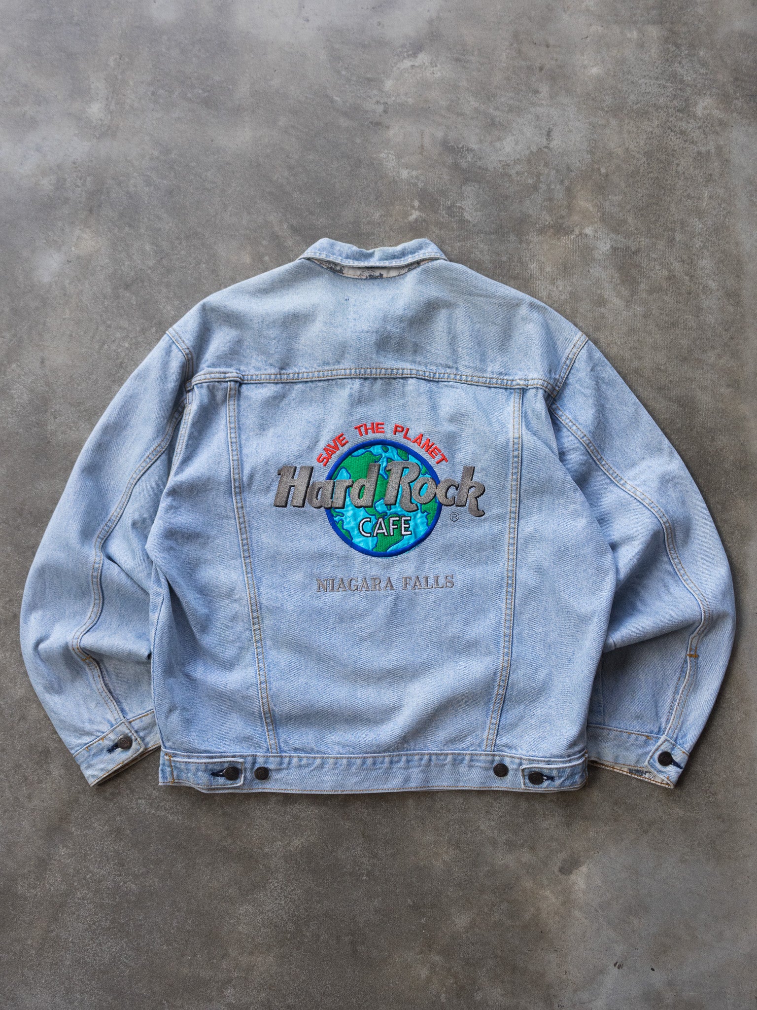 Vintage 90s Light Wash Hard Rock Cafe Niagara Falls Denim Jacket (M)
