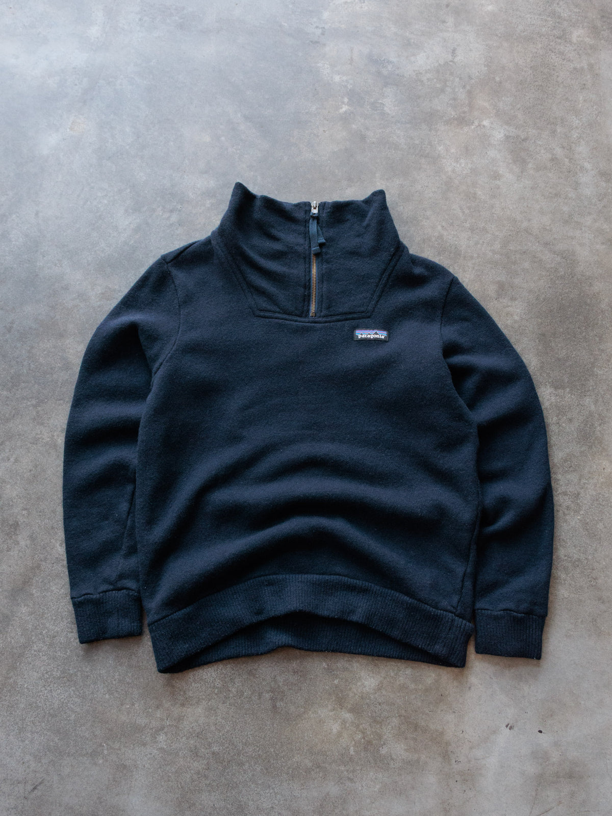 Navy Patagonia Fleece Quarter Zip (XS)