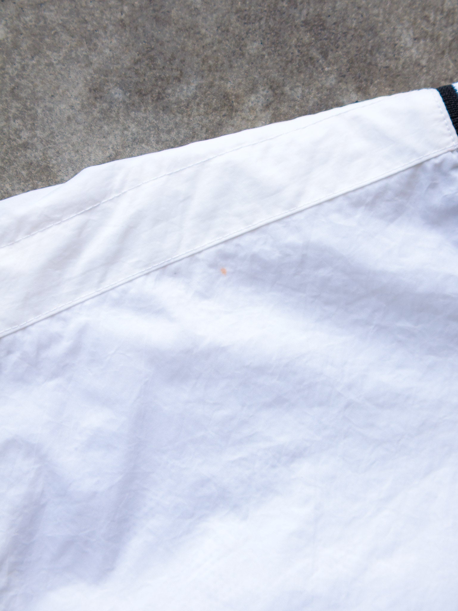 Vintage 90s White Nike Windbreaker Pullover (Women's M)