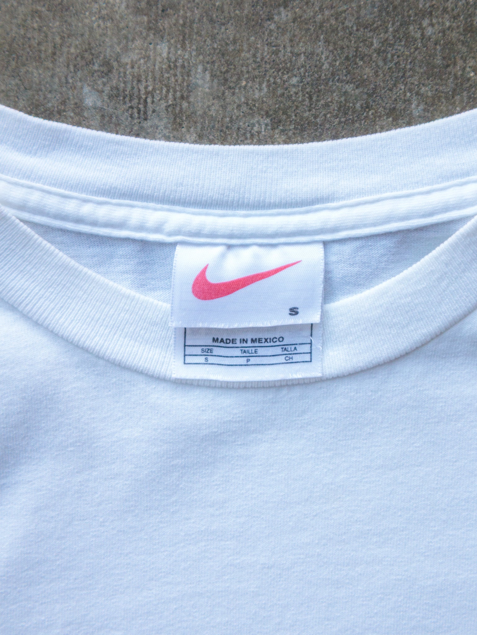 Vintage 00s White Nike ACG Tee (S)