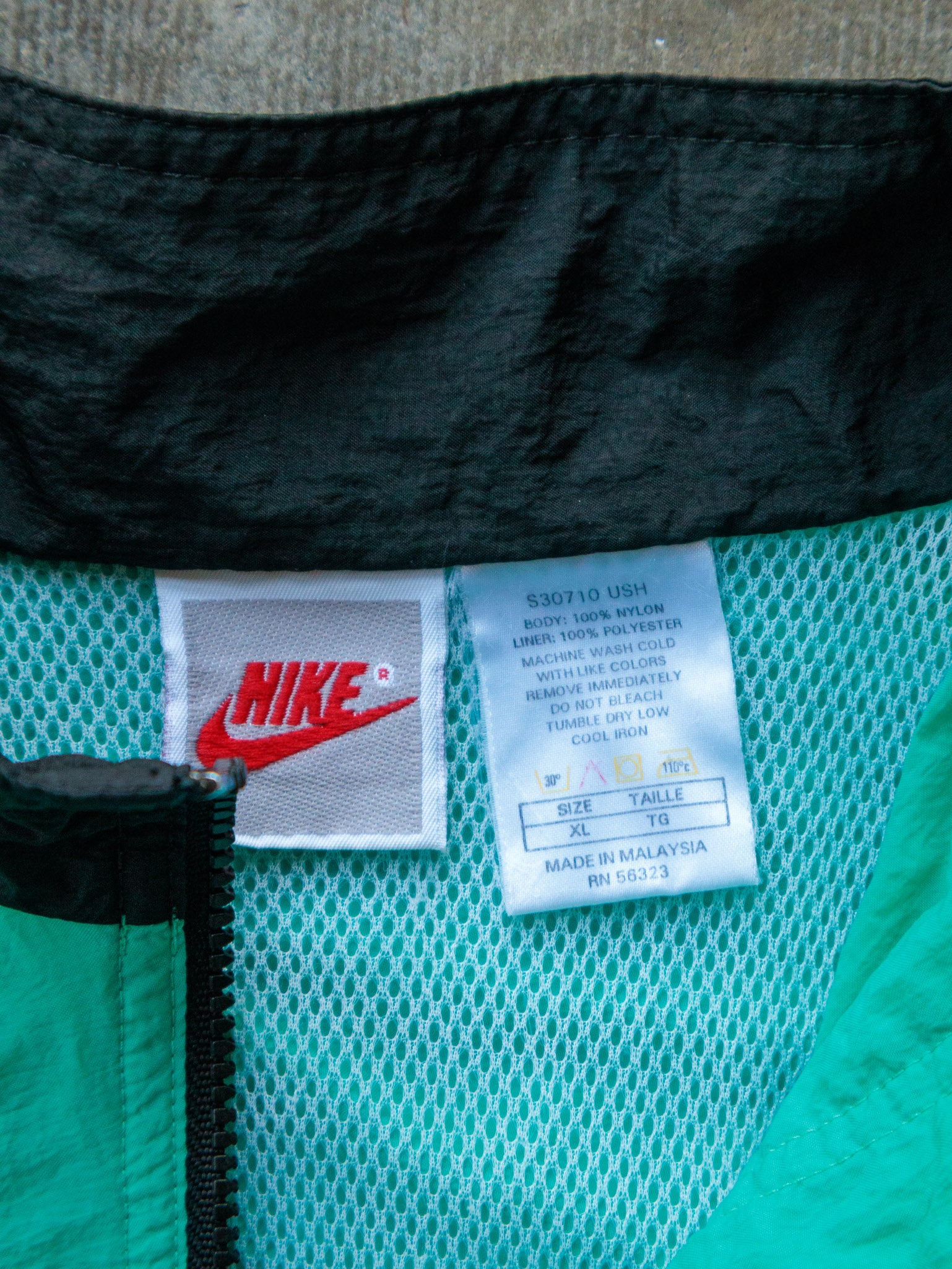Vintage 90s Turquoise Nike Half-Zip Windbreaker (XL)