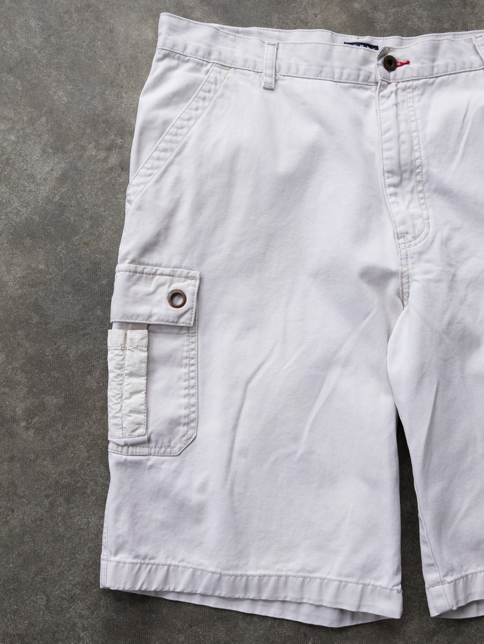 Vintage White Tommy Jeans Cargo Shorts (W36)