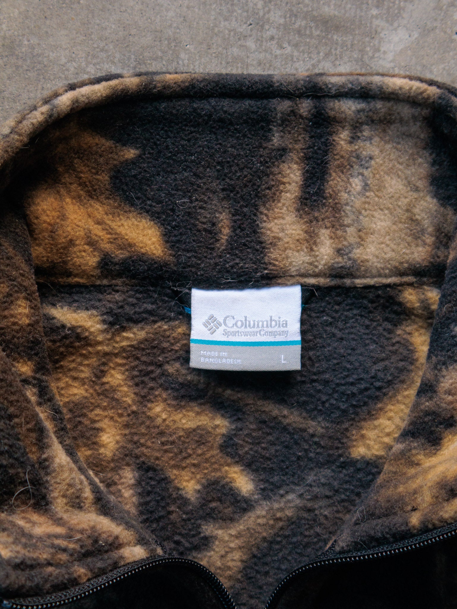 Vintage Columbia Realtree Camo Fleece Sweatshirt (L)