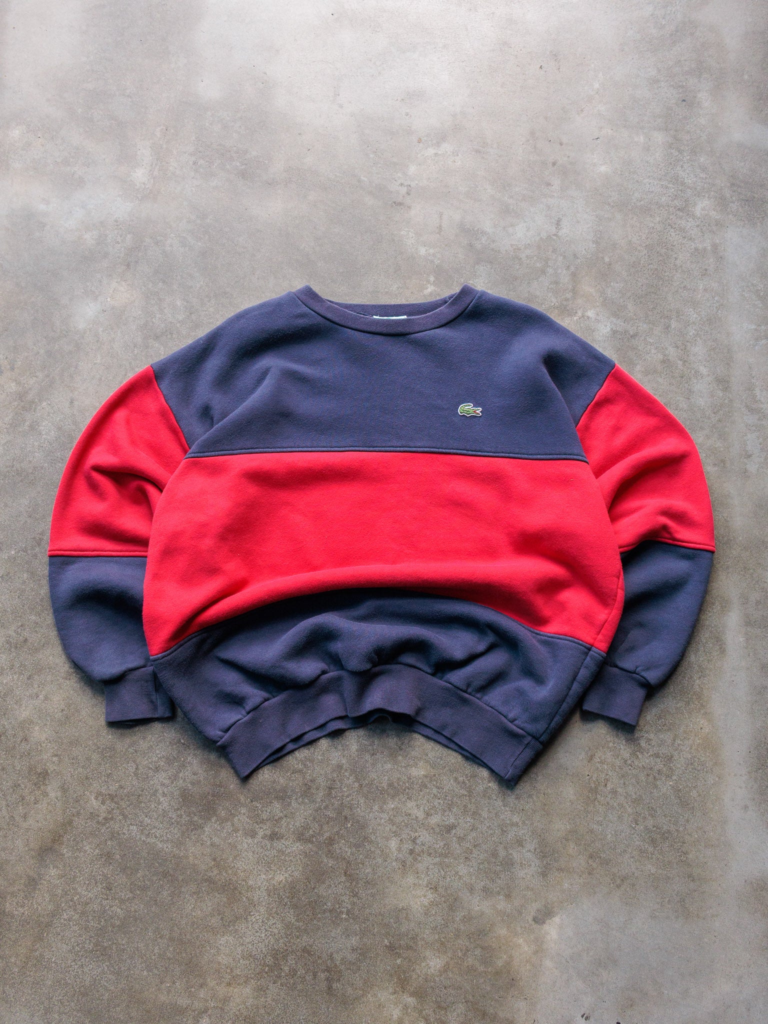 Vintage 90s Navy & Red Izod Lacoste Sweatshirt (M)