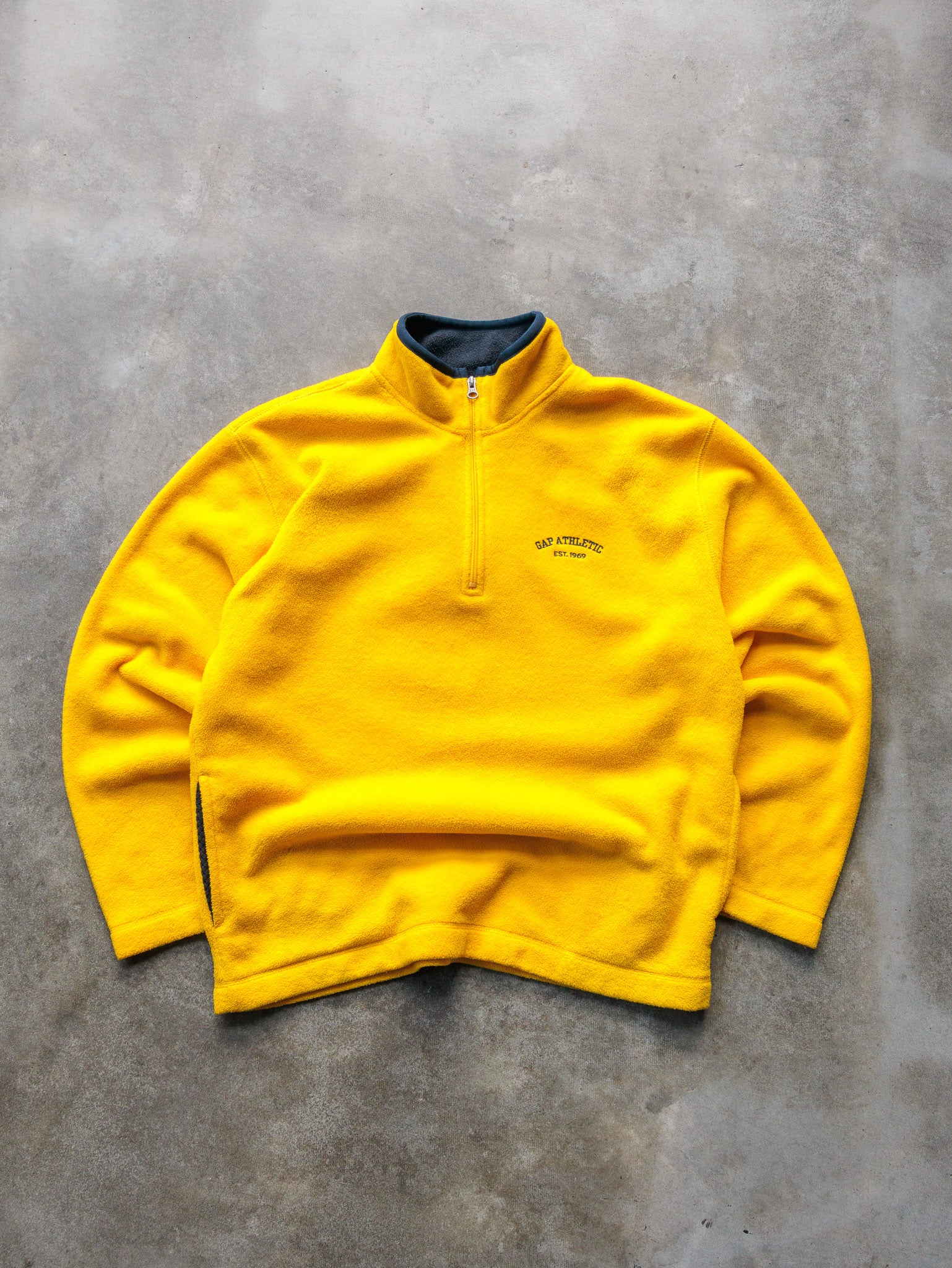 Vintage 00s Gap Athletic Quarter Zip Fleece Sweatshirt (M)