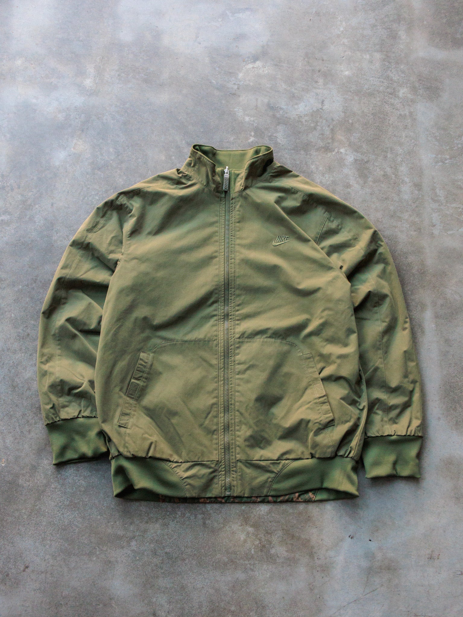 Vintage Green Nike Reversible Camo Jacket (XL)