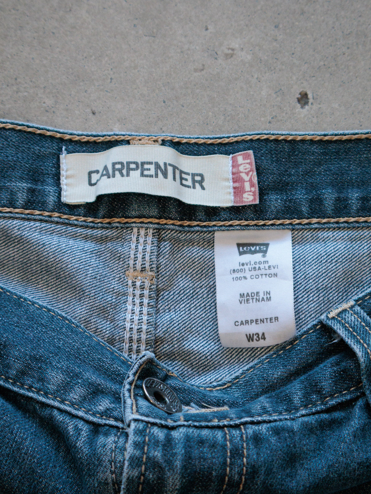 Vintage 00s Blue Levi's Carpenter Denim Shorts (W34)