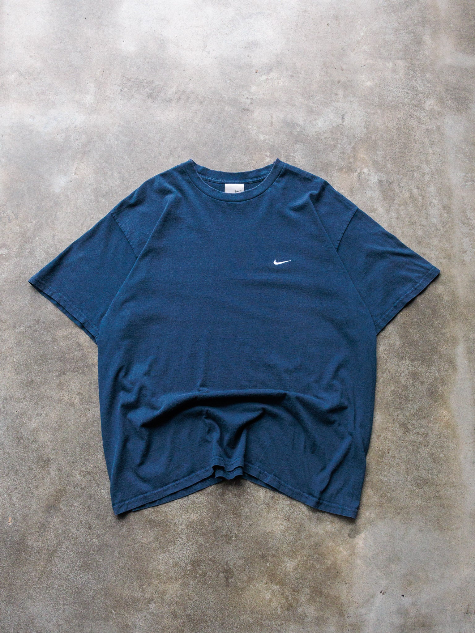 Vintage 00s Navy Nike Swoosh Tee (XL)