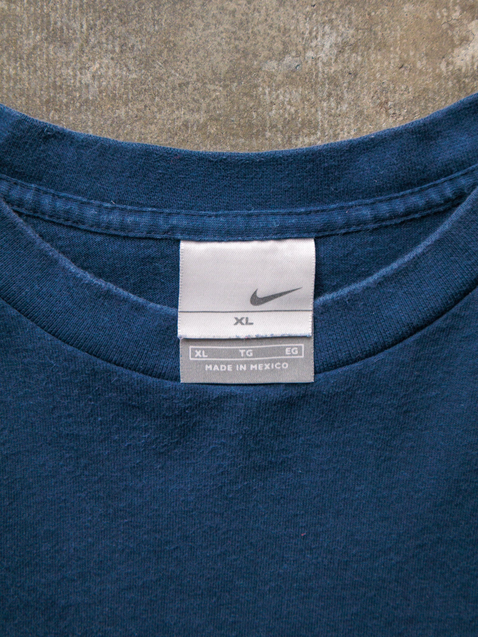 Vintage 00s Navy Nike Swoosh Tee (XL)