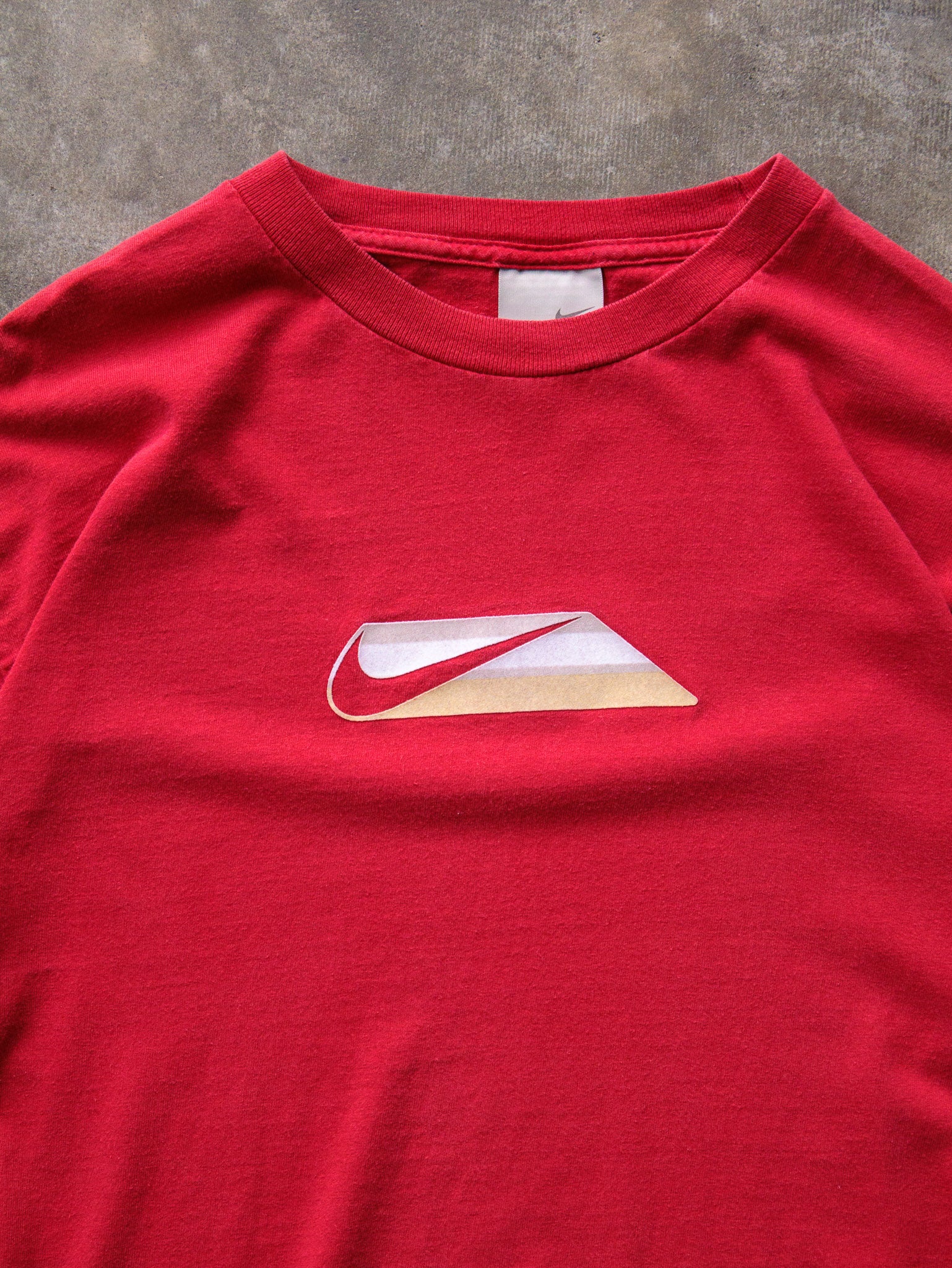 Vintage 00s Red Nike Tee (L)