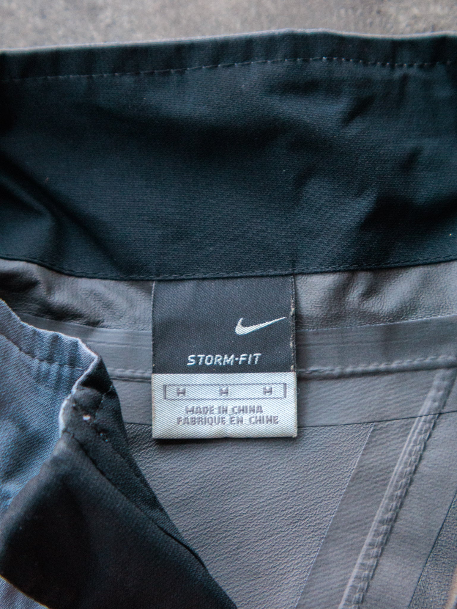 Vintage 00s Steel Grey Nike Windbreaker Jacket (M)