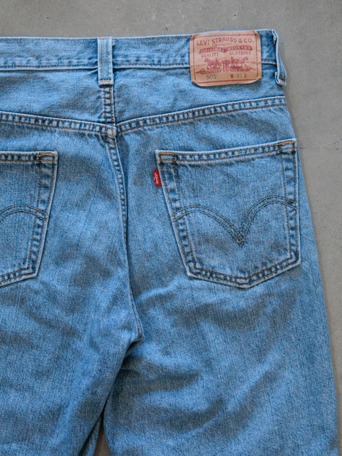Vintage Blue Levi's 505 Denim Shorts (W31)