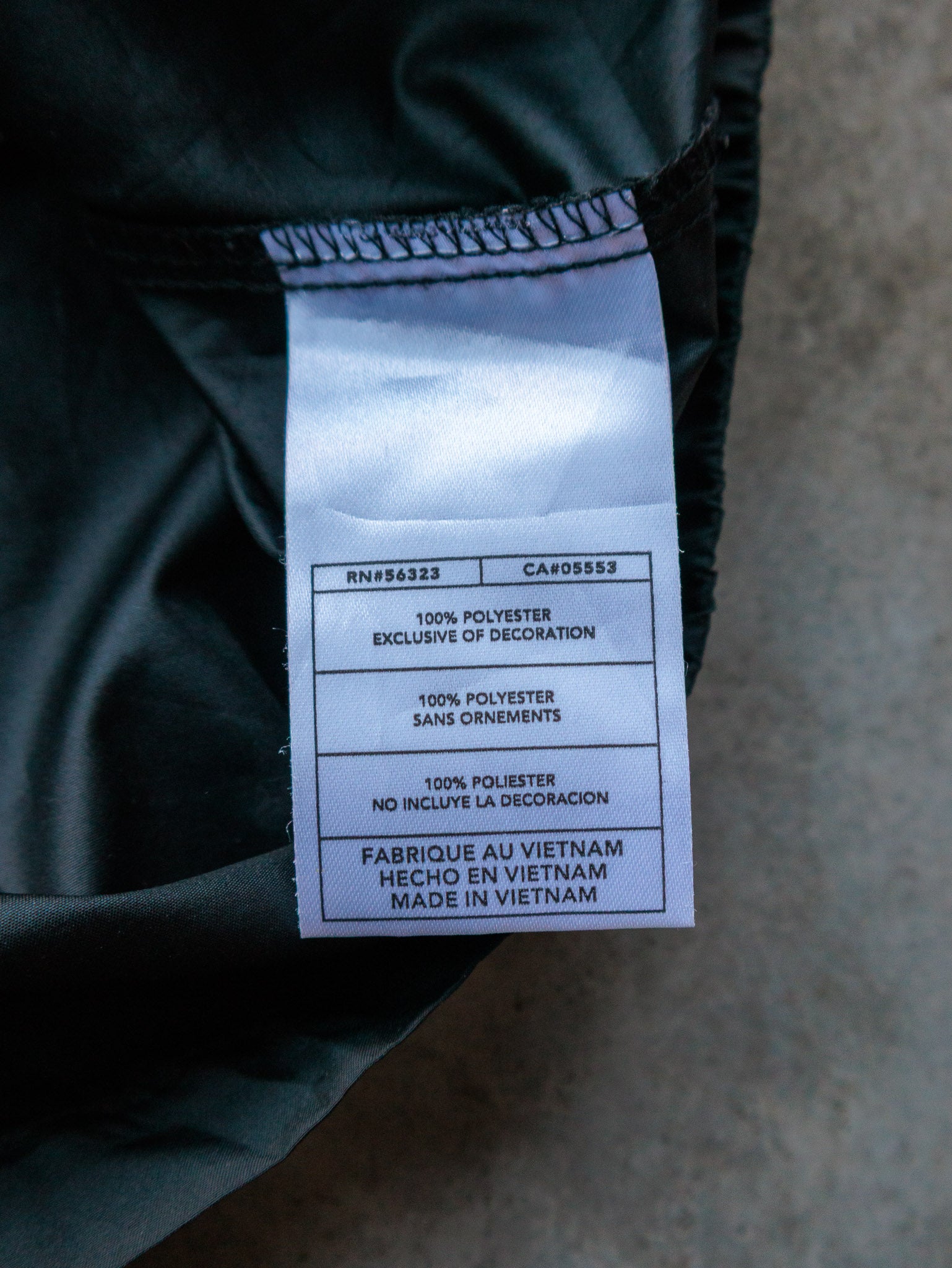 Vintage Black & Blue Nike Windbreaker Jacket (XL)
