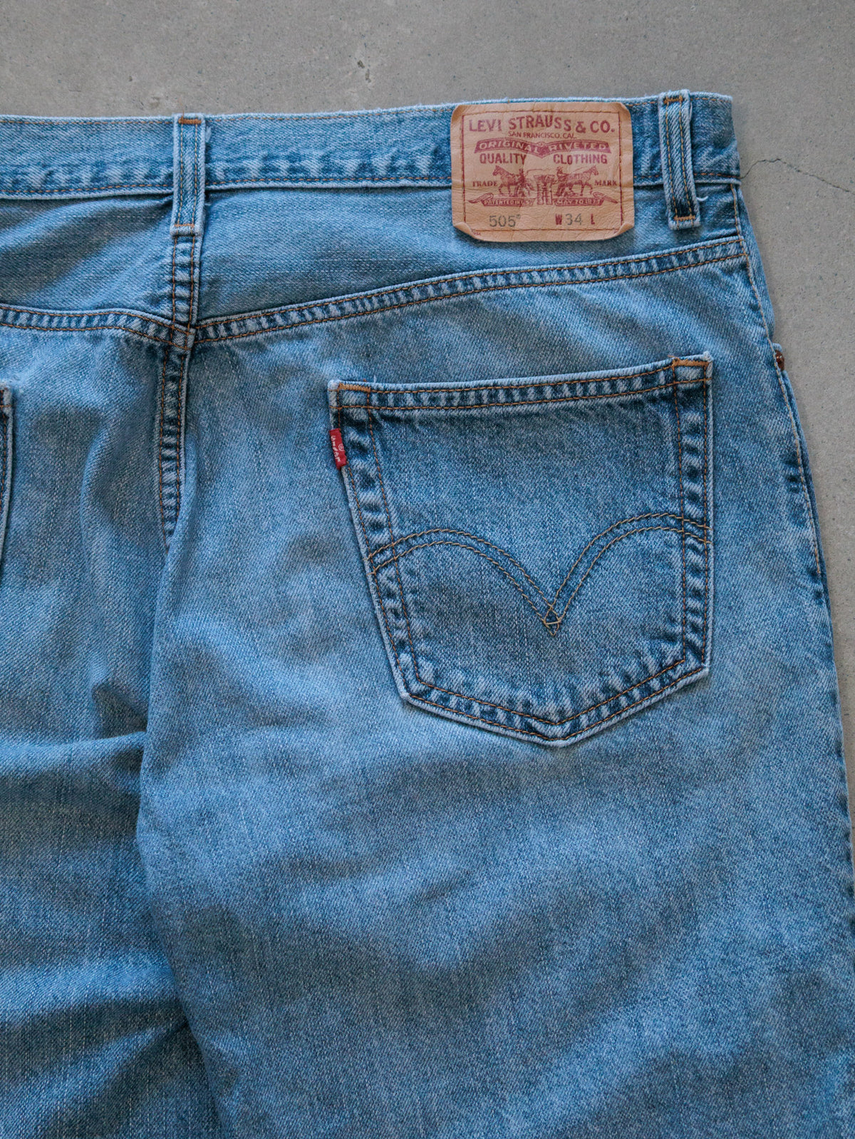 Vintage Blue Levi's 505 Shorts (W34)