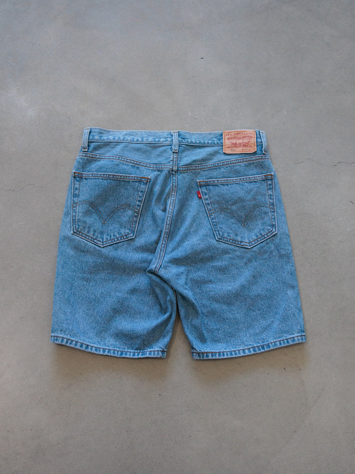 Vintage 00s Blue Levi's 505 Shorts (W34)