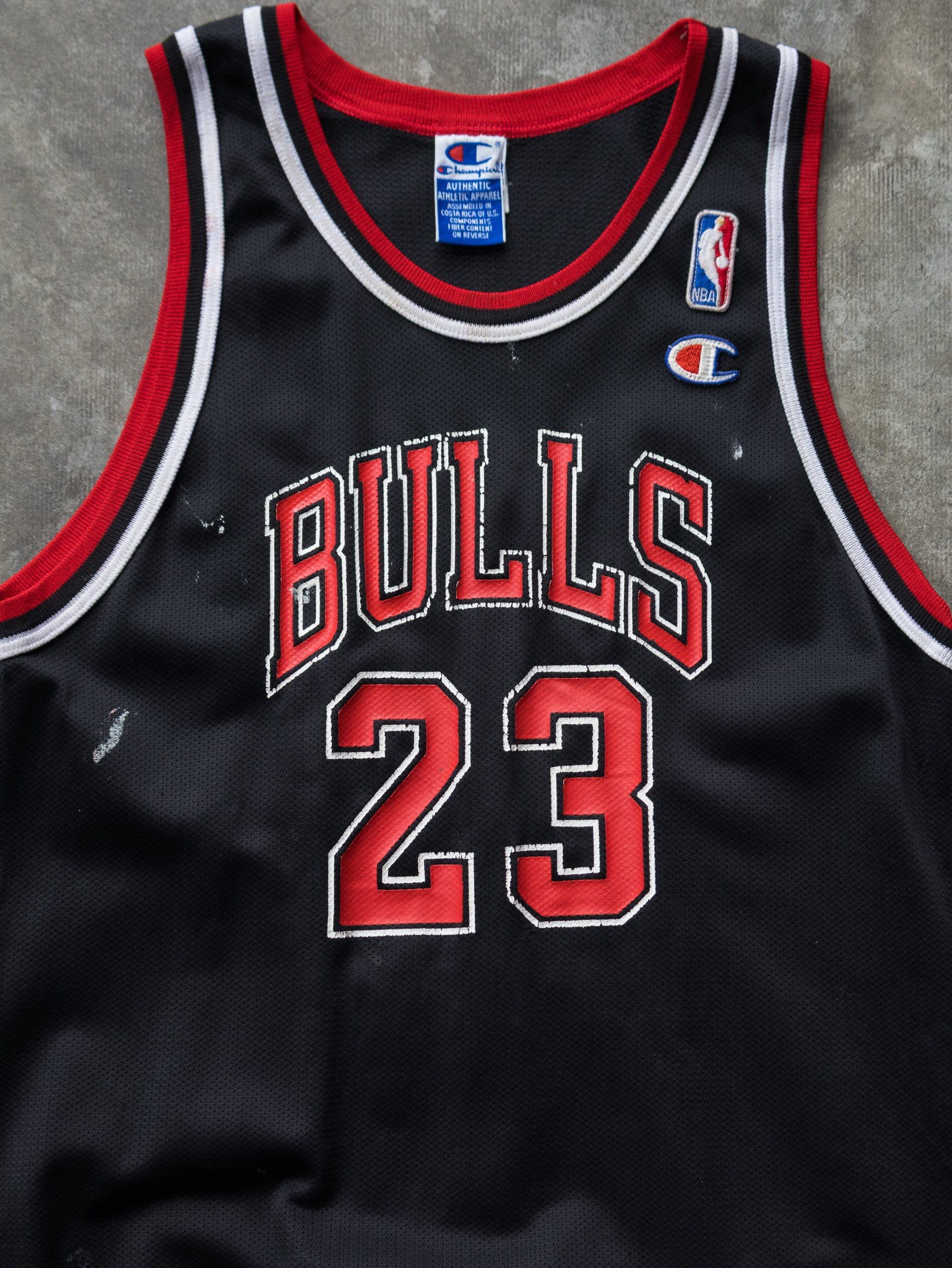 Vintage 90s Black Champion Jordan Chicago Bulls NBA Jersey (18-20Y)