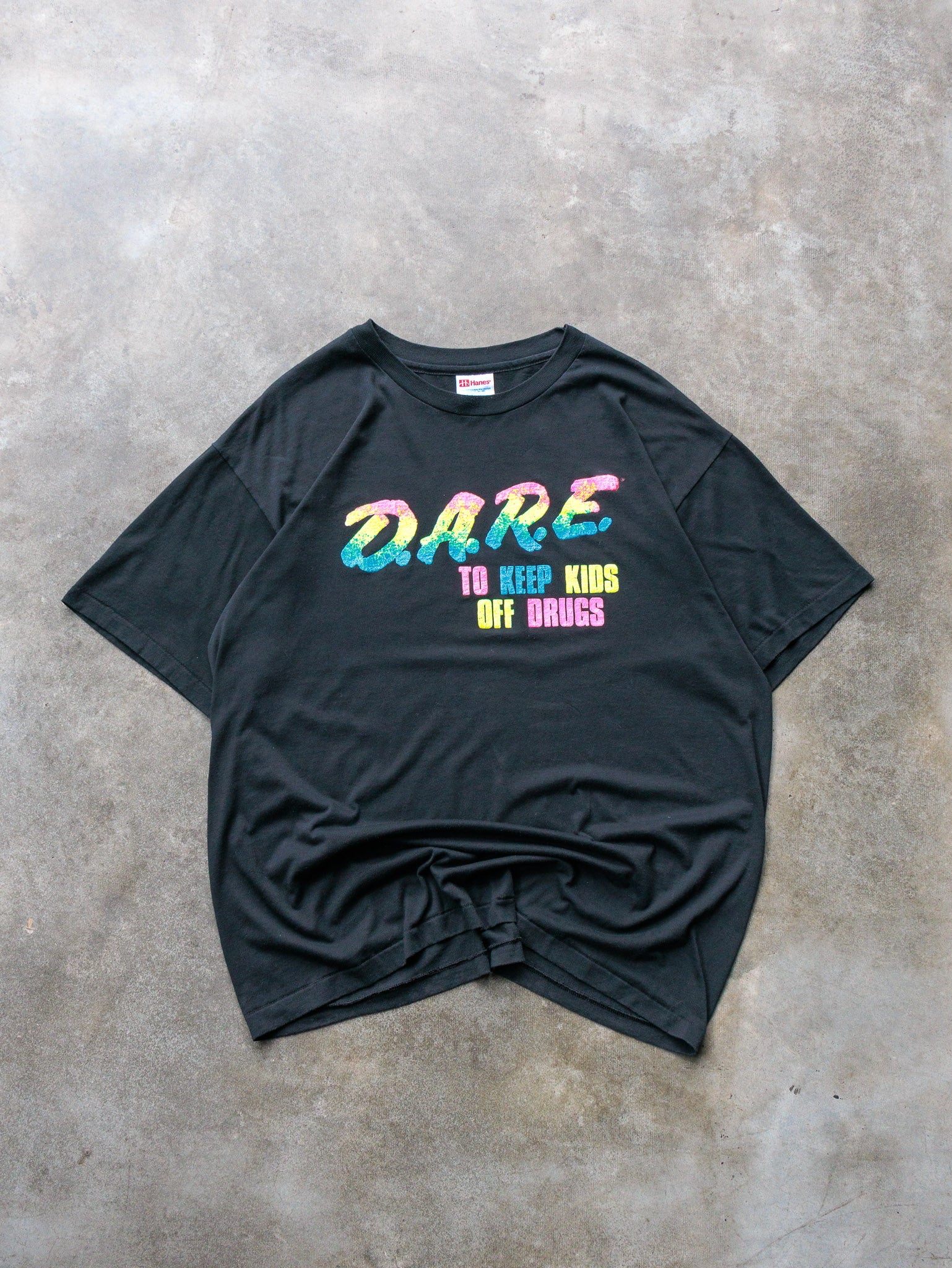 Vintage 90s D.A.R.E. Rainbow Graphic Tee (XL)