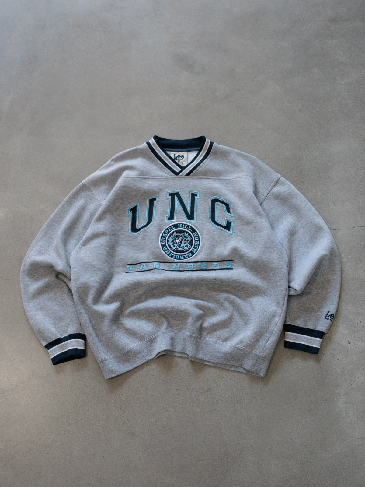 Vintage 90s Grey Lee Sport UNC Tar Heels Sweatshirt (-)