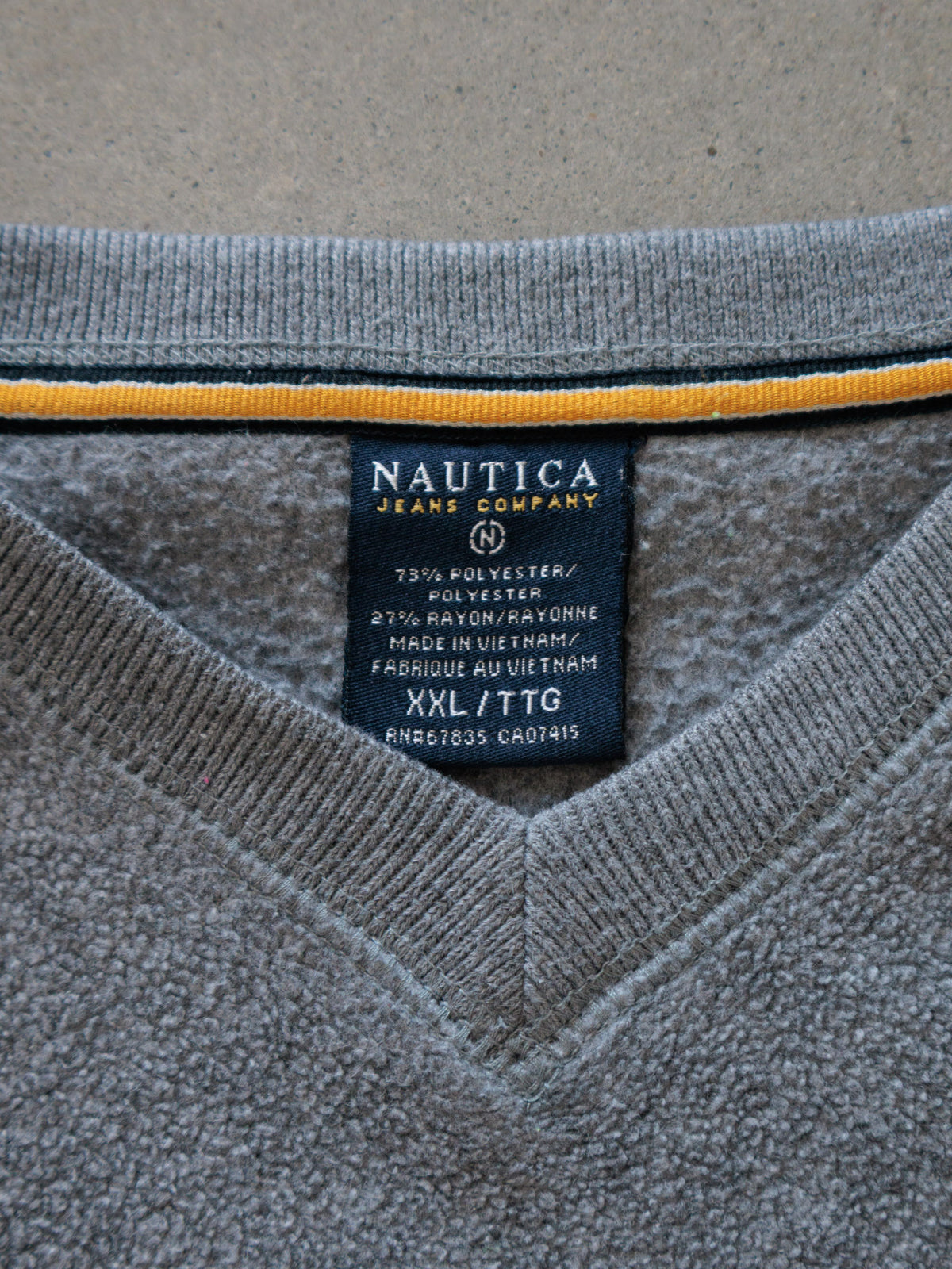 Vintage 00s Grey Nautica Fleece V-Neck Sweatshirt (2XL)