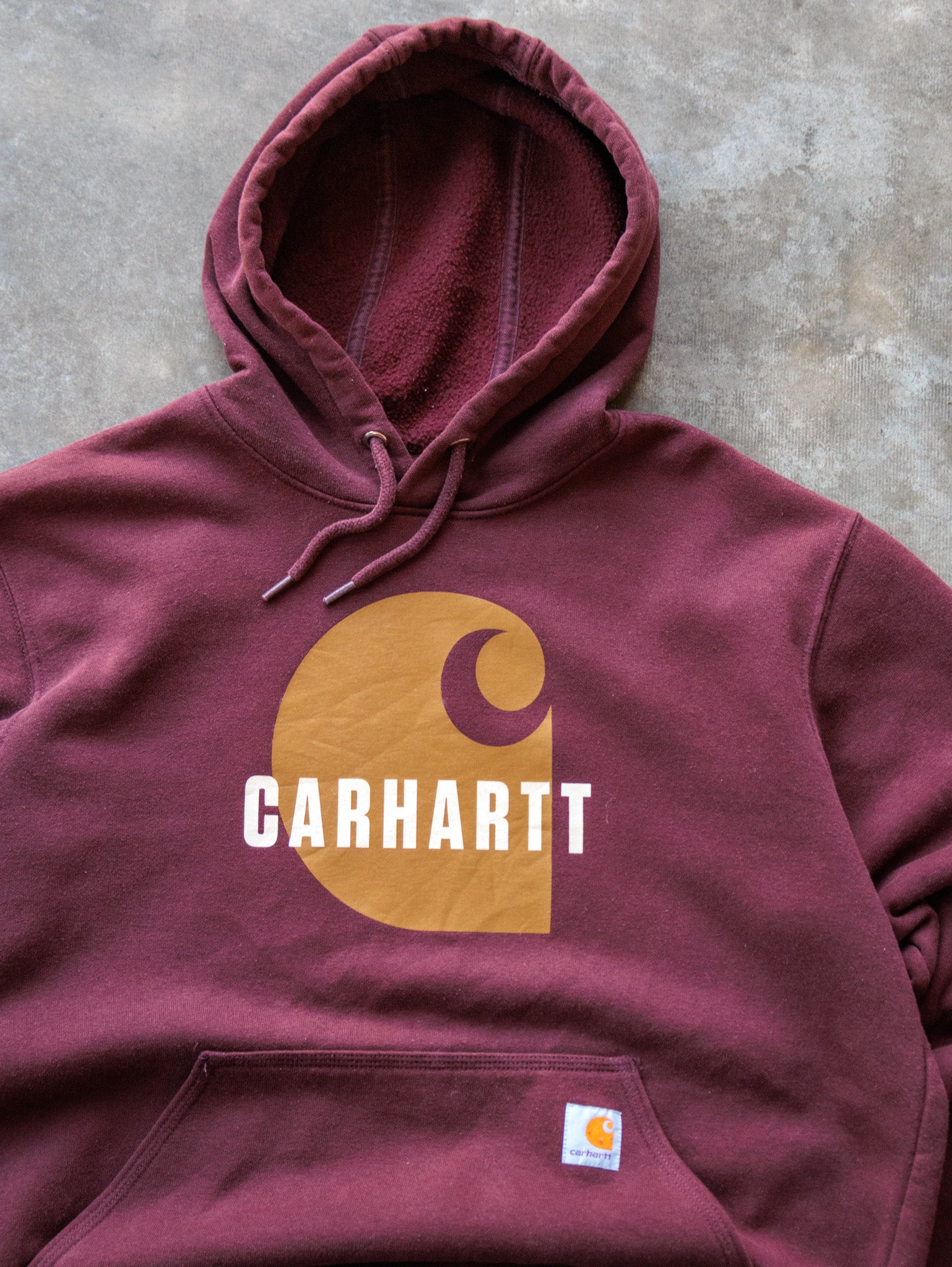 Vintage Burgundy Carhartt Graphic Hoodie (M)