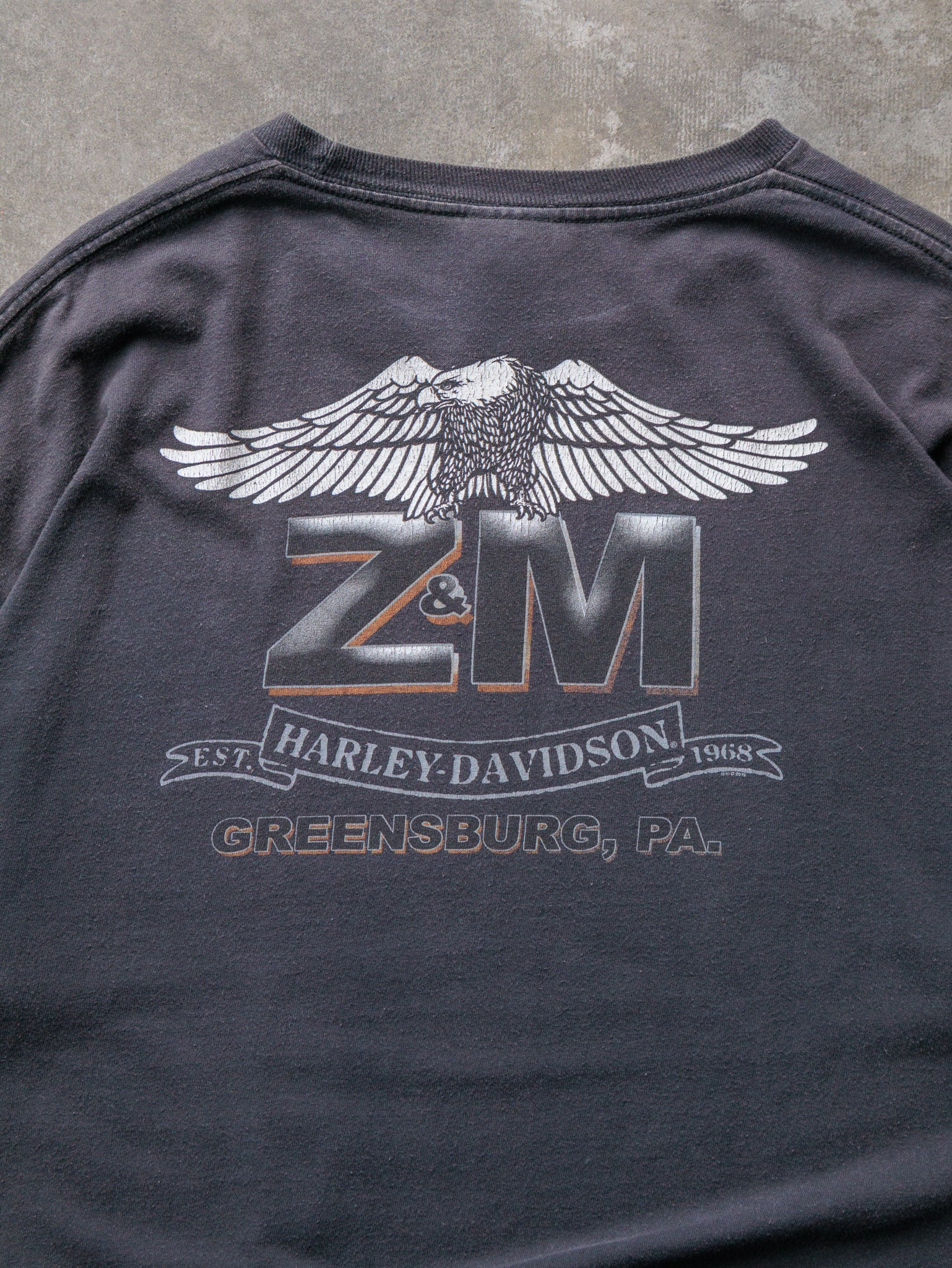 Vintage Faded Black Harley-Davidson Greensburg Pennsylvania Tee (XL)