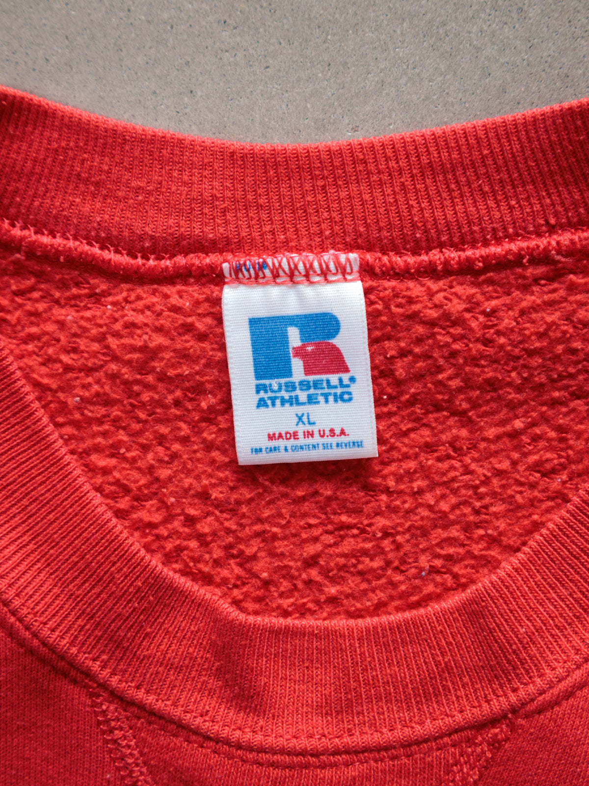 Vintage 90s Red Russell Athletic Wisconsin Badgers Sweatshirt (XL)