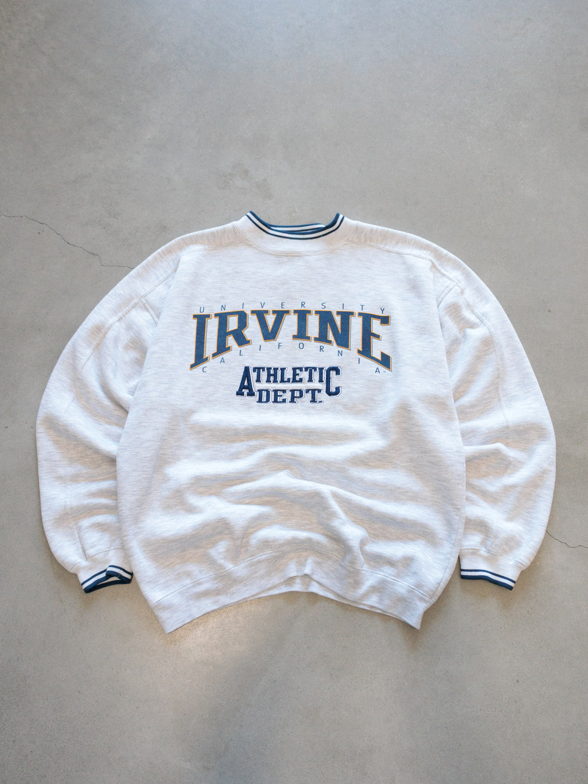 Vintage 90s Grey Gear for Sports Irvine California Athletic Dept Sweatshirt (XL)