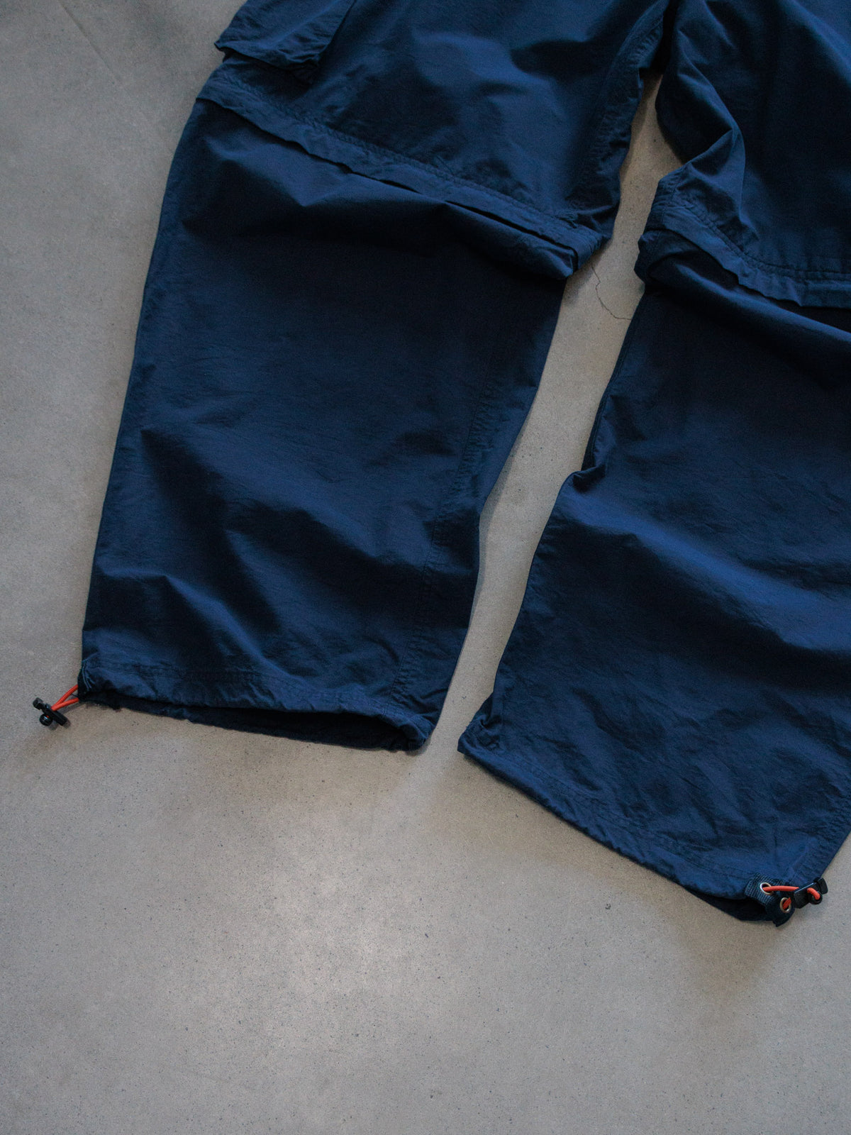Vintage 00s Navy DownEast Outfitters Cargo Track Pants (XL)