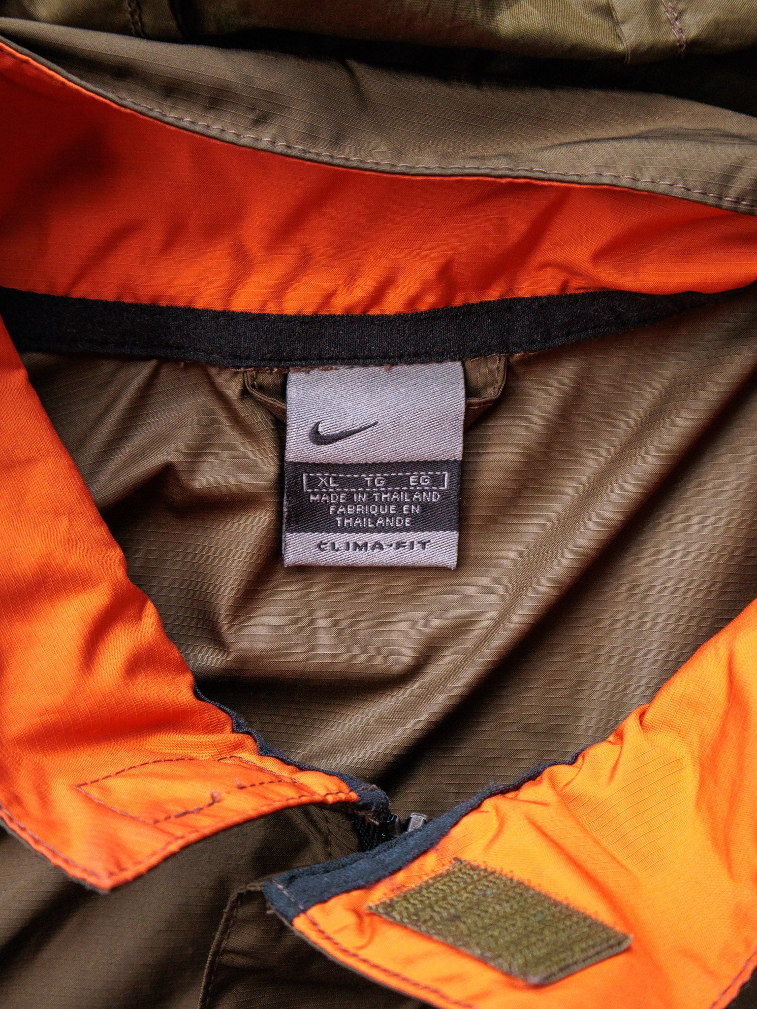 Vintage 00s Brown Nike Tuck-Away Hood Clima-Fit Jacket (XL)