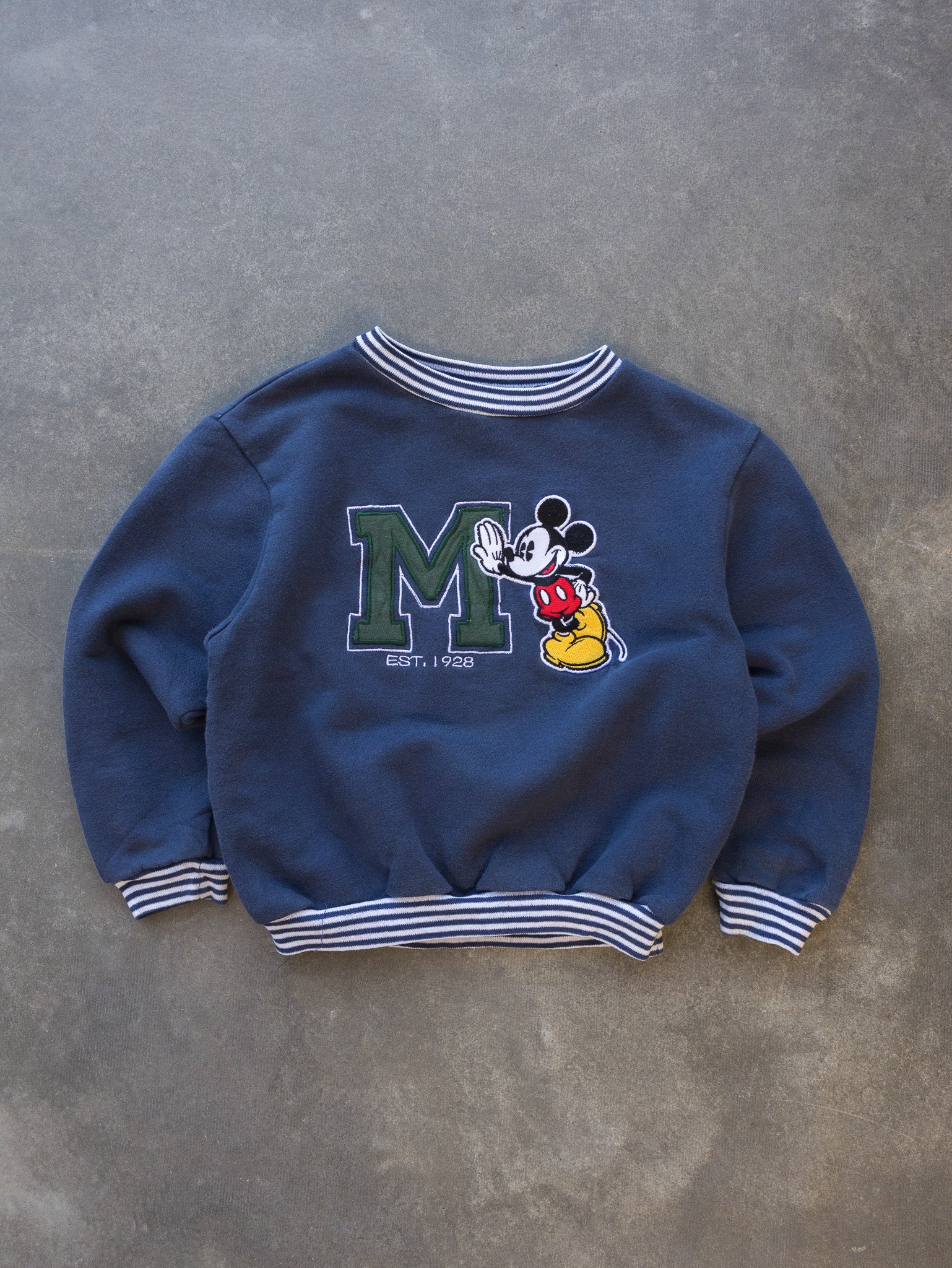 Vintage Navy Mickey & Co Sweatshirt (5-6Y)