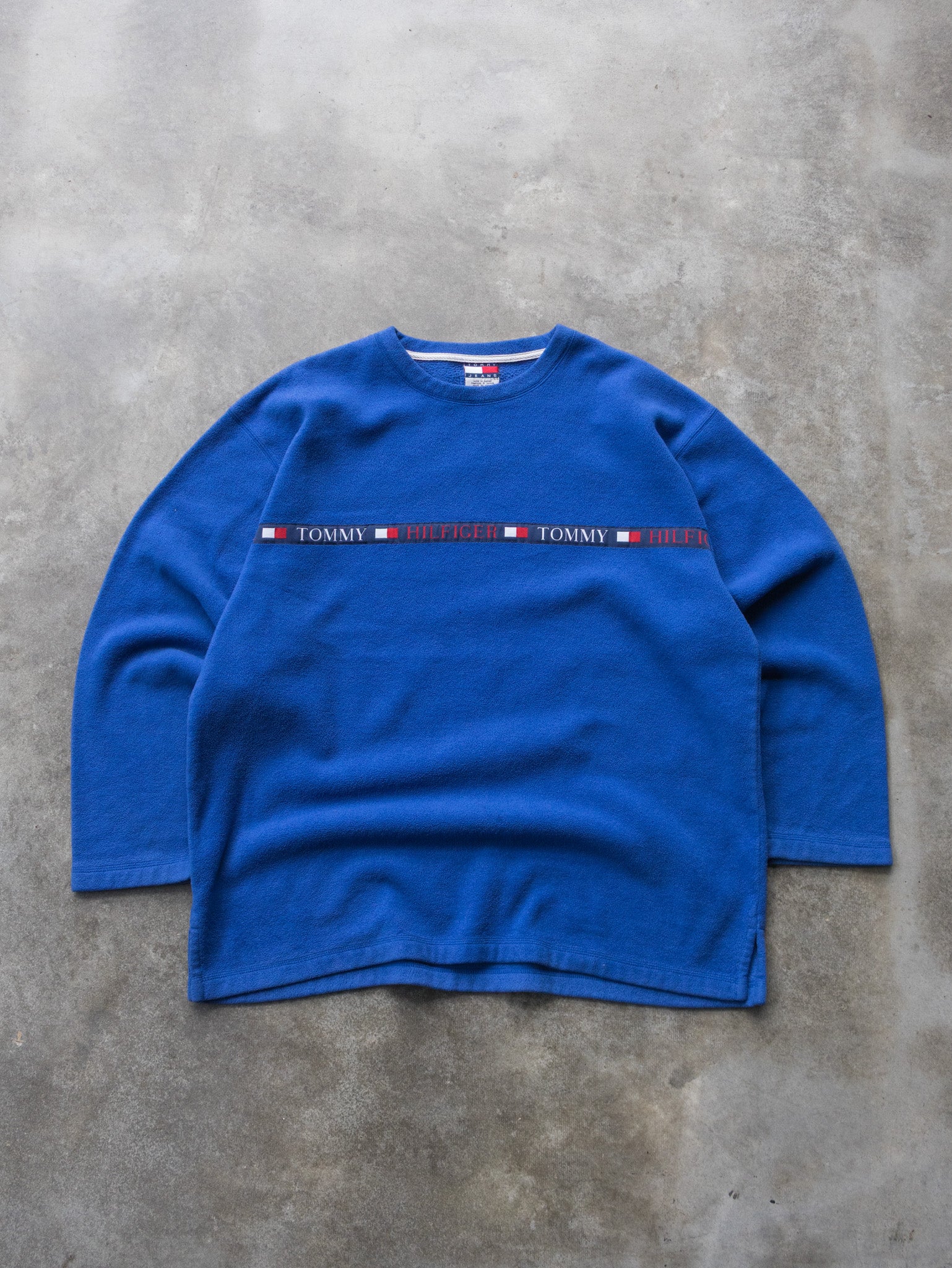 Vintage 90s Blue Tommy Hilfiger Fleece Sweatshirt (L)