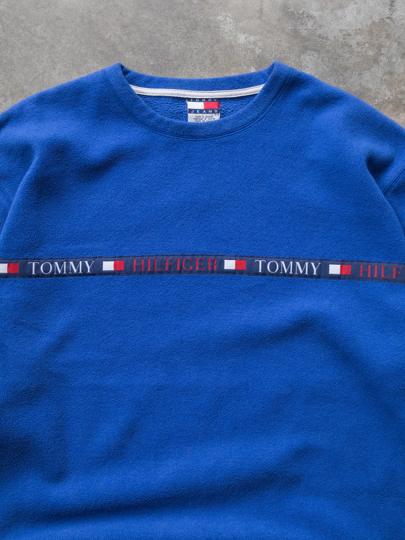 Vintage 90s Blue Tommy Hilfiger Fleece Sweatshirt (L)