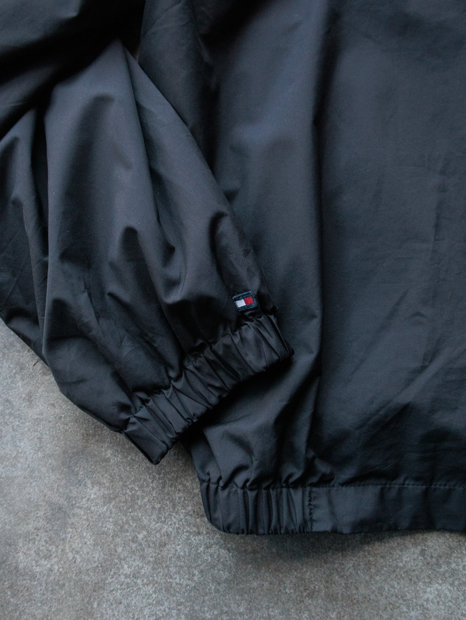 Vintage 00s Black Tommy Hilfiger Golf Jacket (XL)