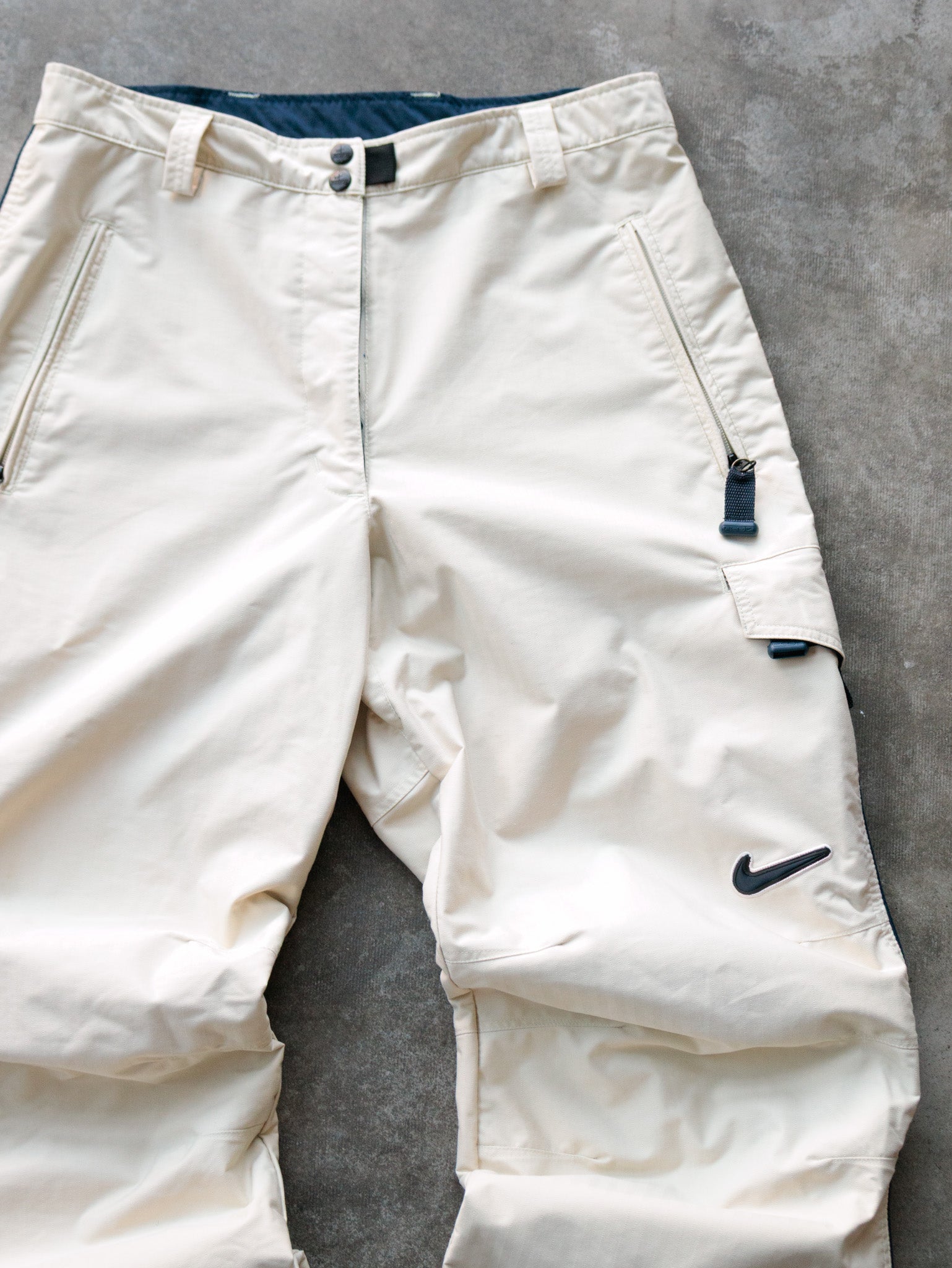 Vintage 00s Cream Nike ACG Ski Pants (Women's L)