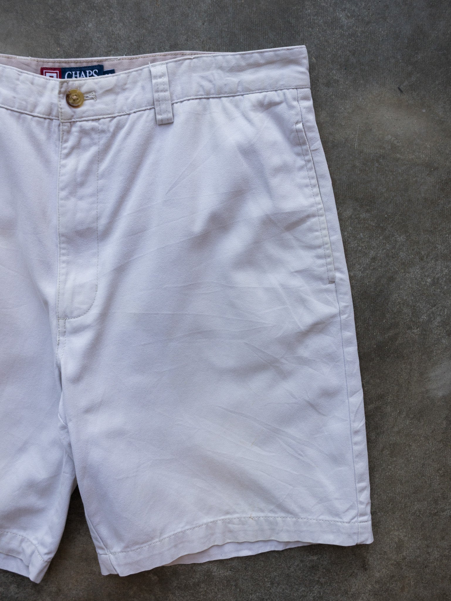 Vintage White Chaps Ralph Lauren Shorts (W36)