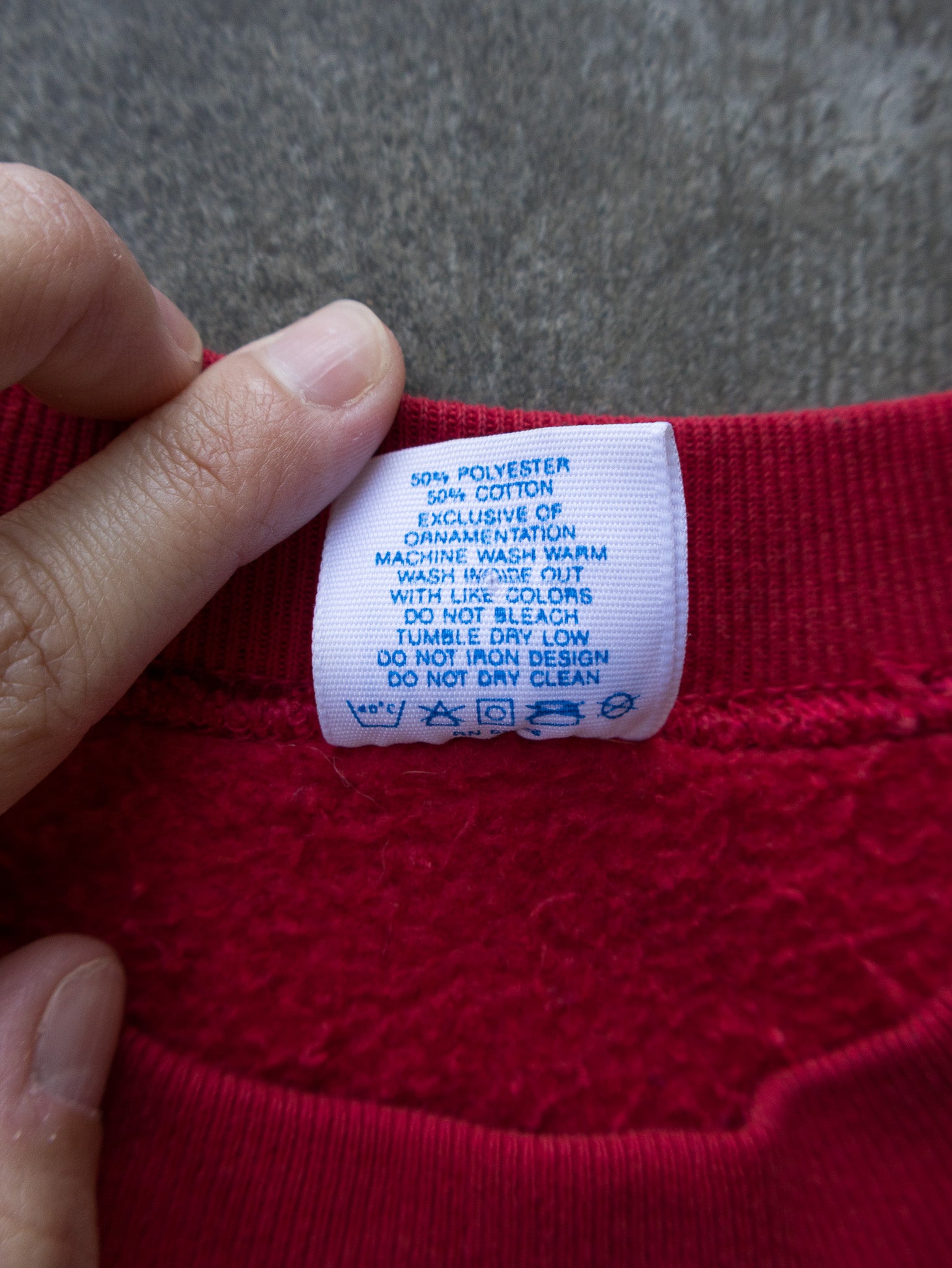 Vintage 90s Red Goofy Sweatshirt (XL)