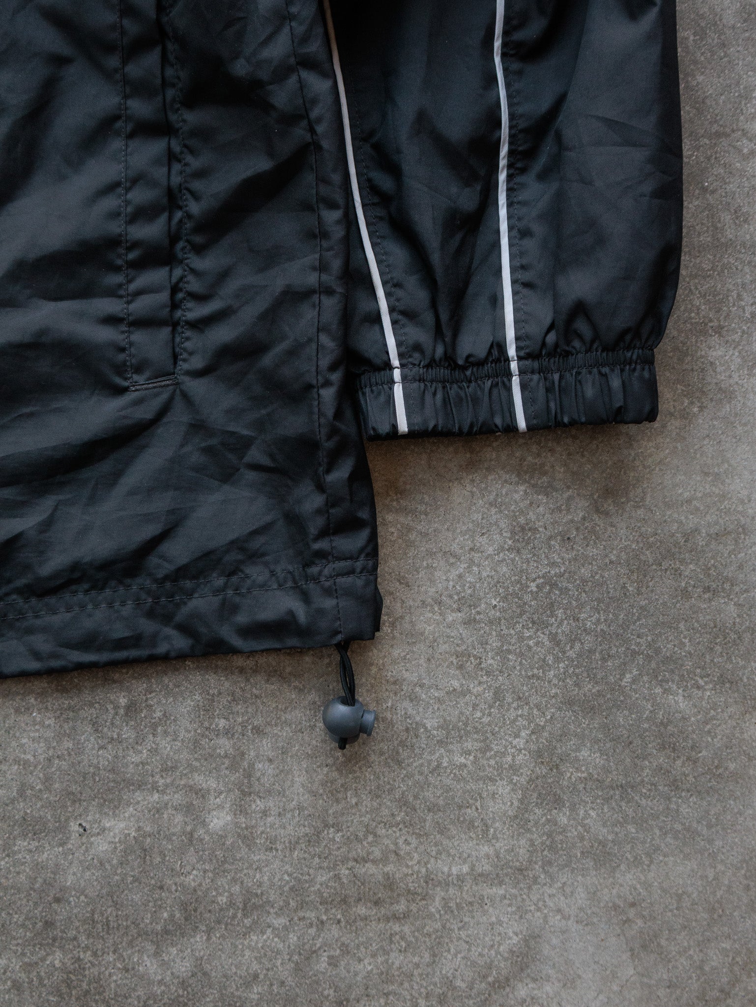 Vintage 00s Black Nike Windbreaker (XL)