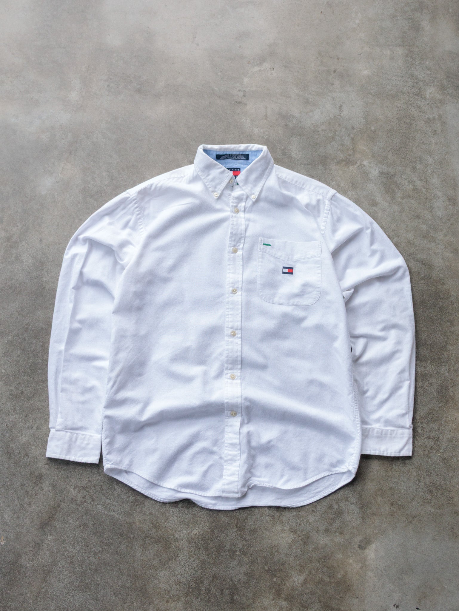 Vintage White Tommy Hilfiger Shirt (L)