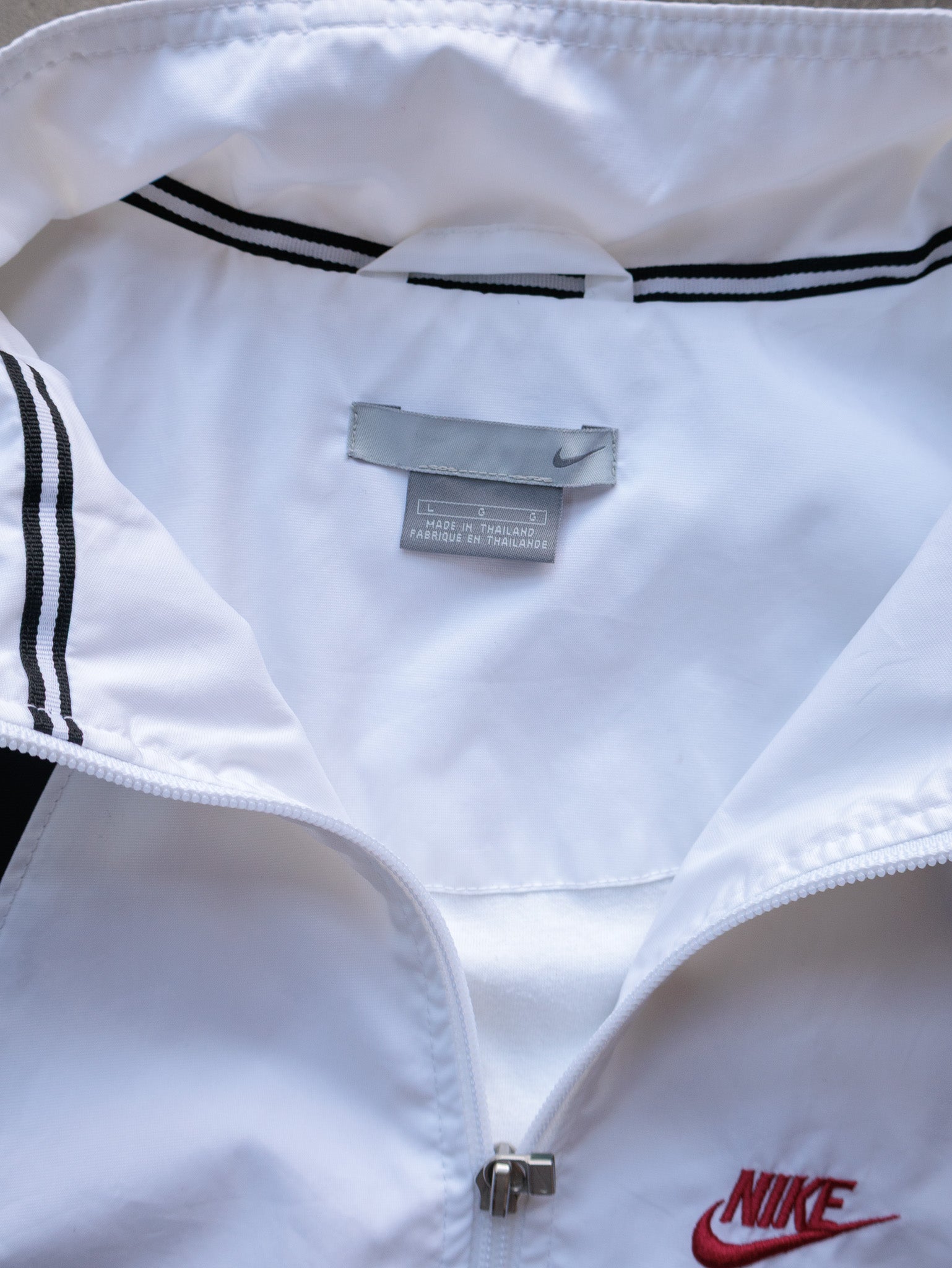 Vintage 00s White Nike Windbreaker (L)