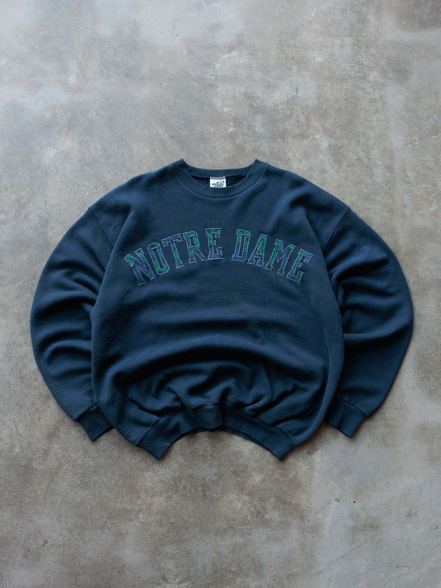 Vintage 90s Navy Notre Dame Sweatshirt (XL)