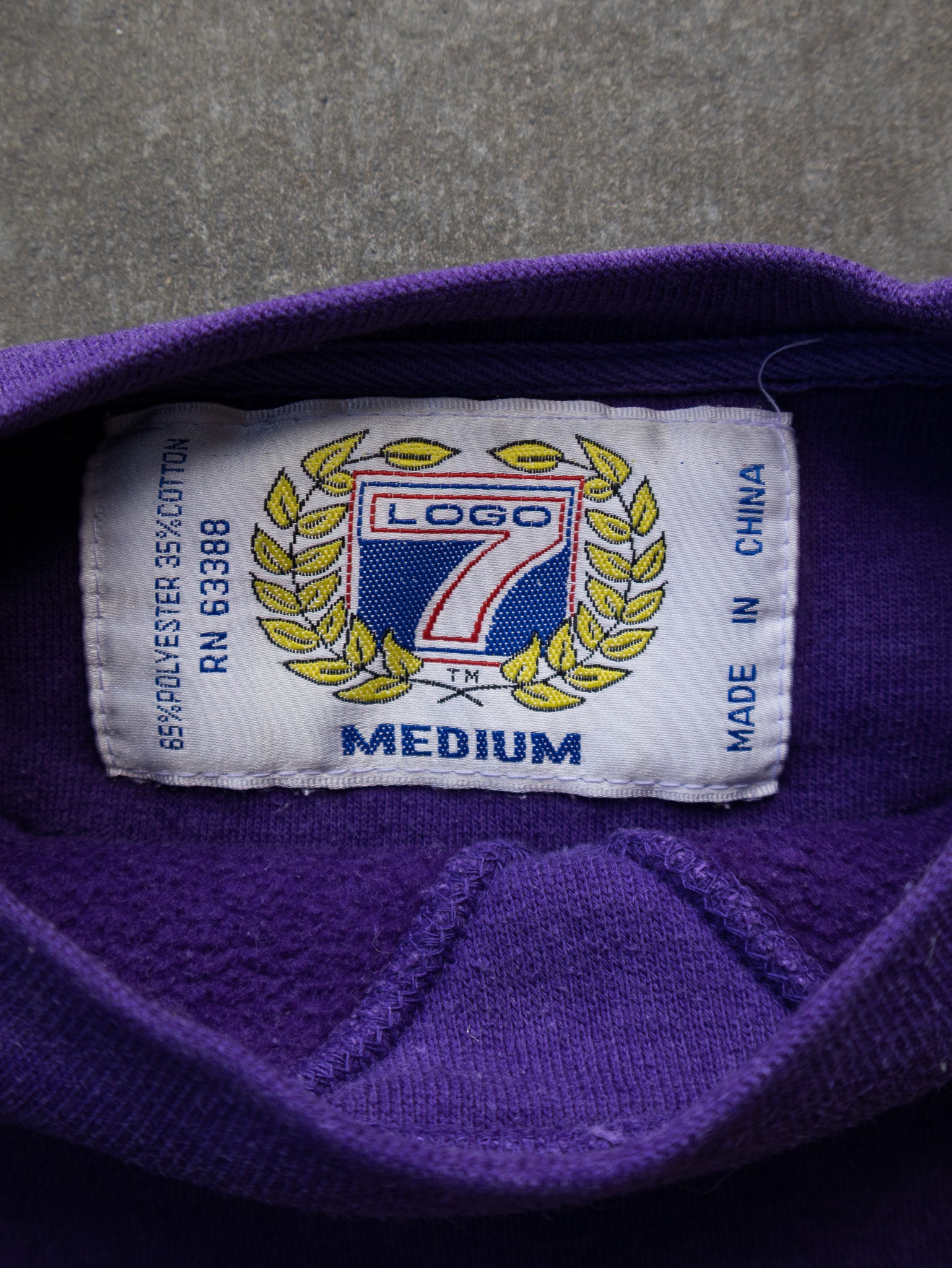 Vintage 90s Purple Washington Huskies Sweatshirt (M)